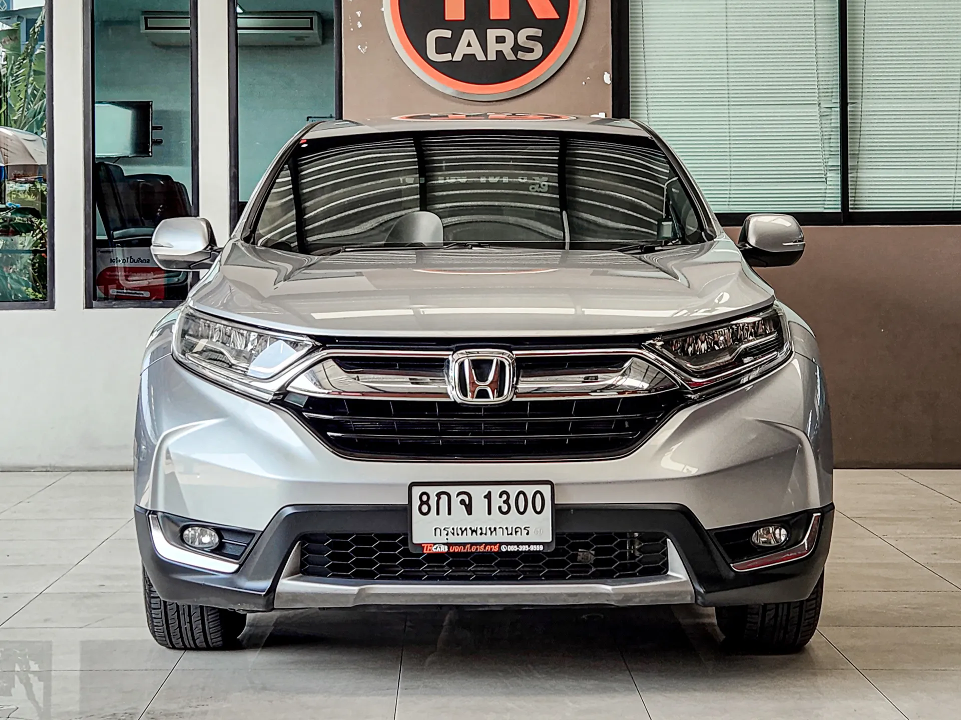 CR-V 2.4 E 2018 AT #8กจ1300 - Image 2