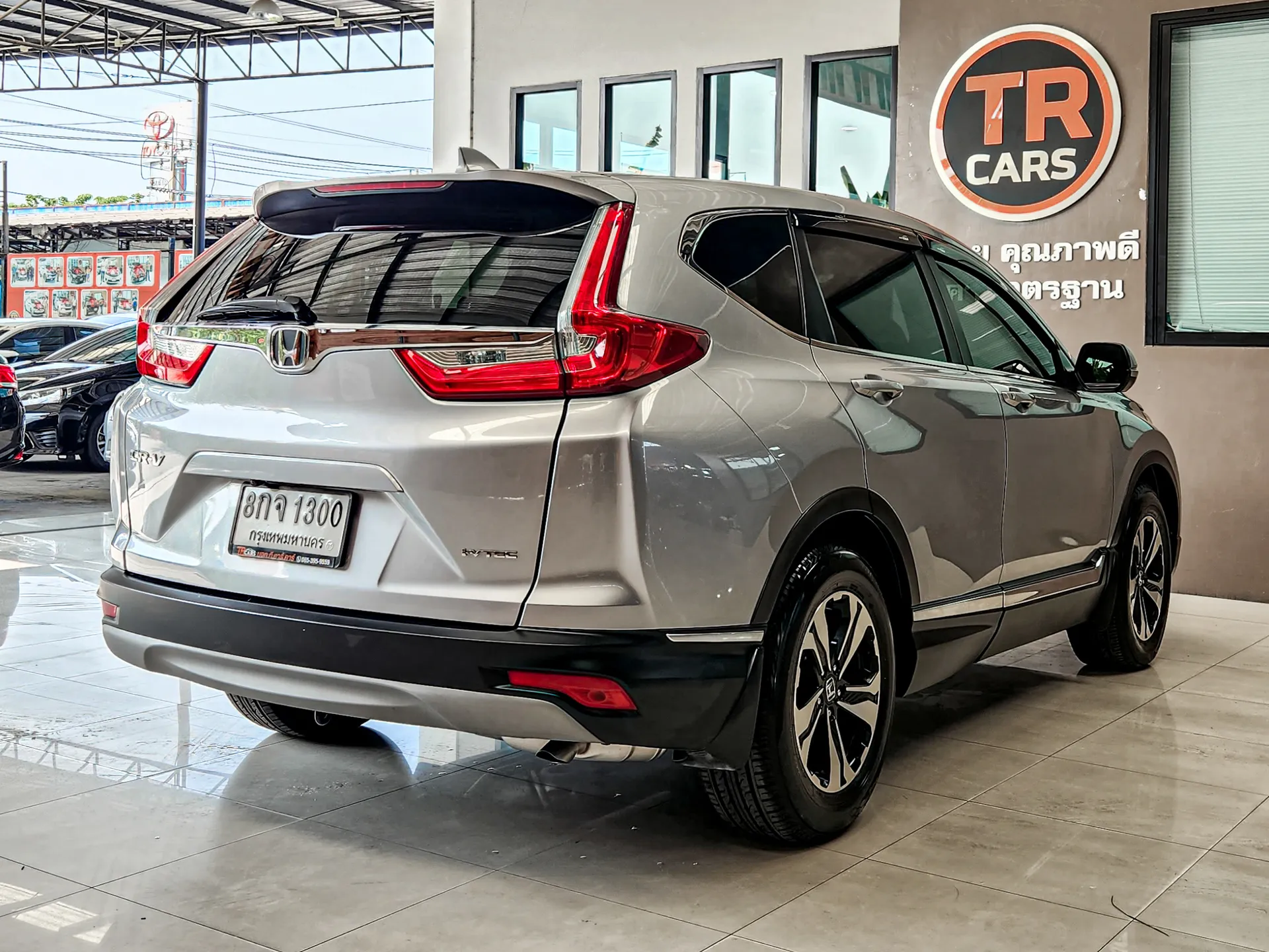 CR-V 2.4 E 2018 AT #8กจ1300 - Image 17