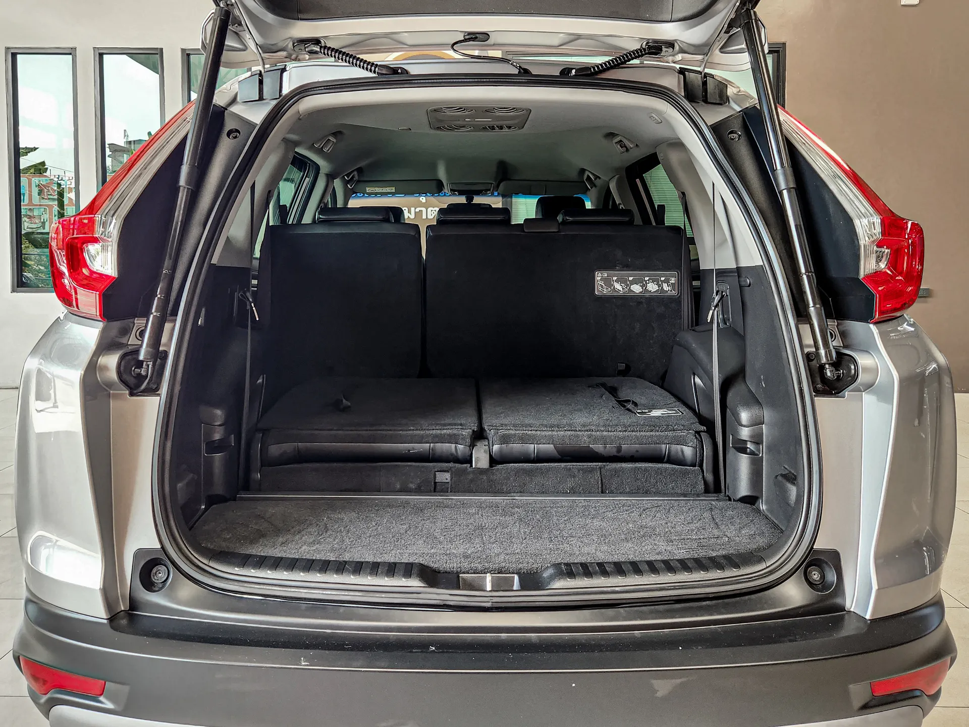 CR-V 2.4 E 2018 AT #8กจ1300 - Image 14
