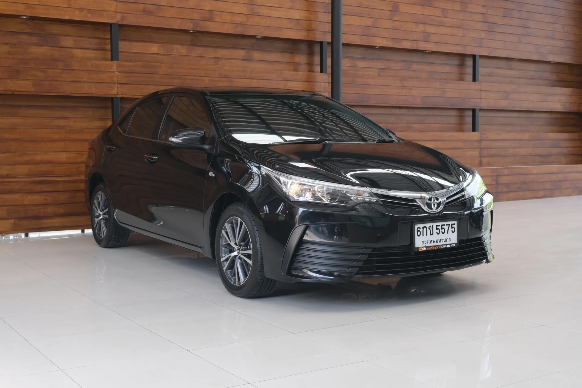 TOYOTA ALTIS 1.8 E 2017 AT #6กช5575