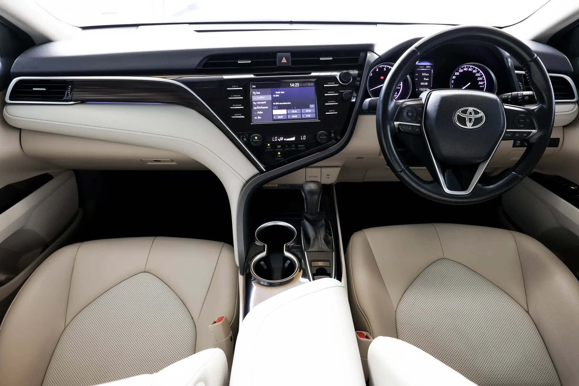 CAMRY 2.0 G 2018 AT #5ขฒ-2103 - Image 15