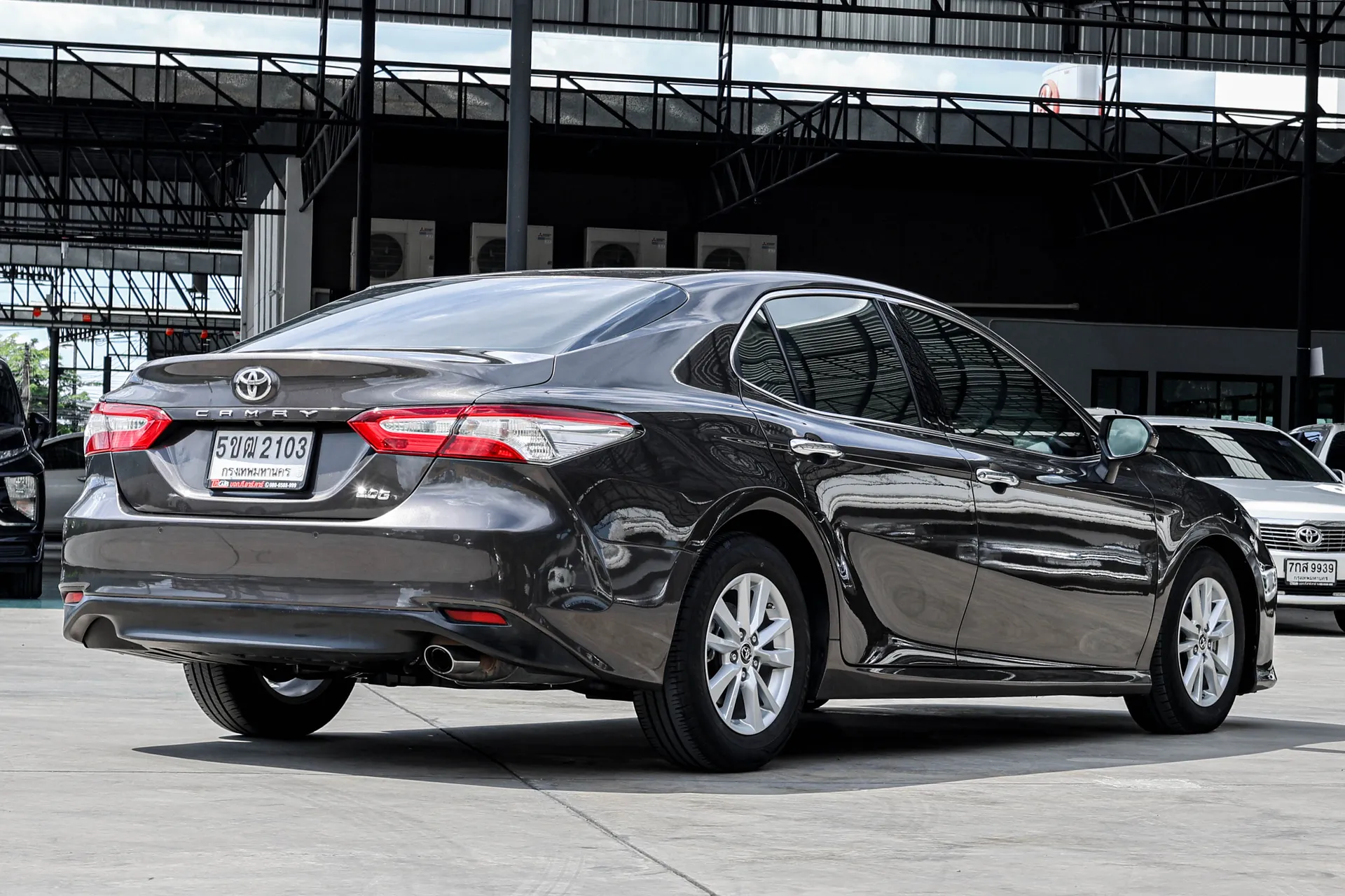 CAMRY 2.0 G 2018 AT #5ขฒ-2103 - Image 5