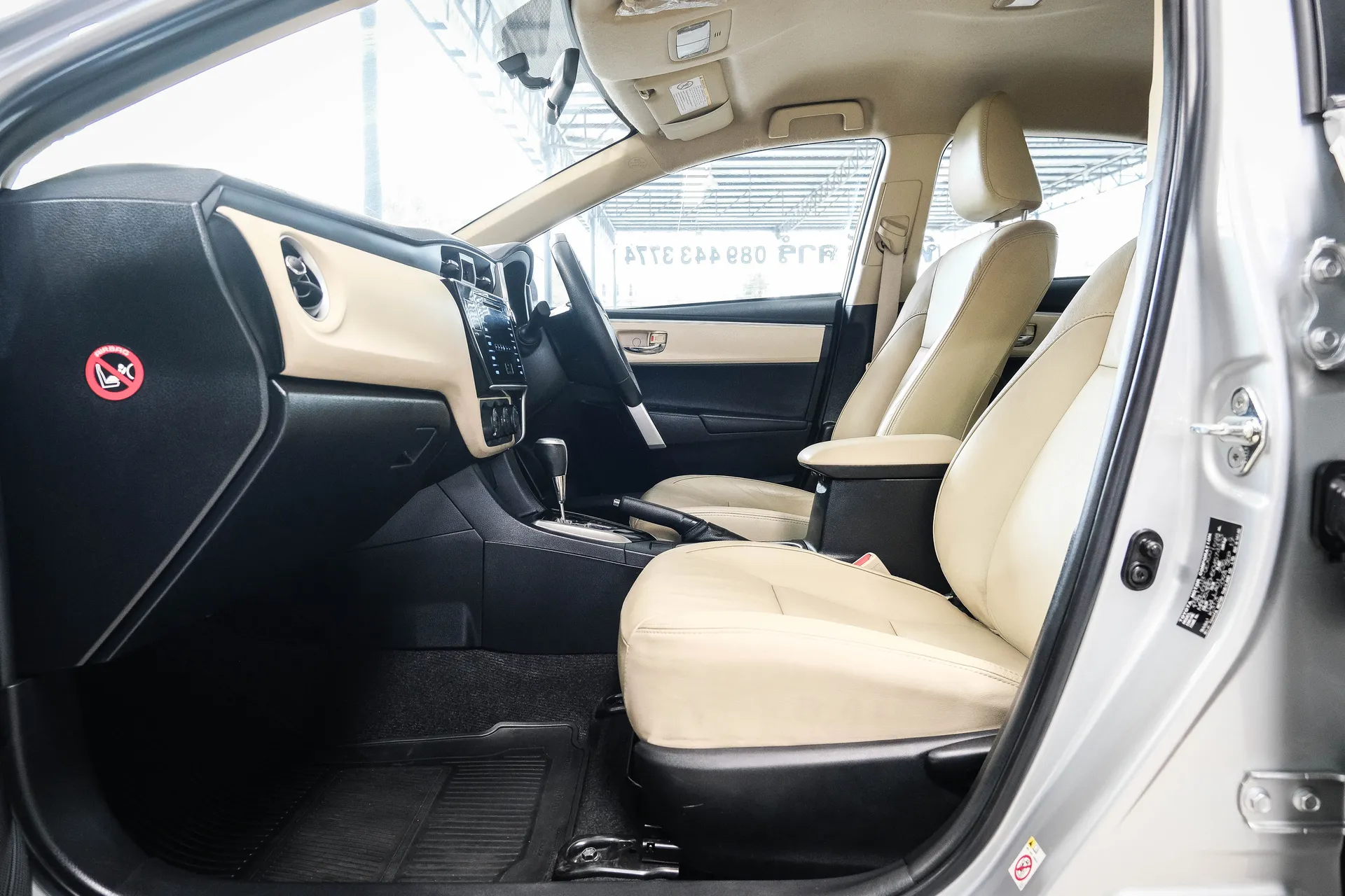 TOYOTA ALTIS 1.6 G 2017 AT #6กร5716 - Image 11