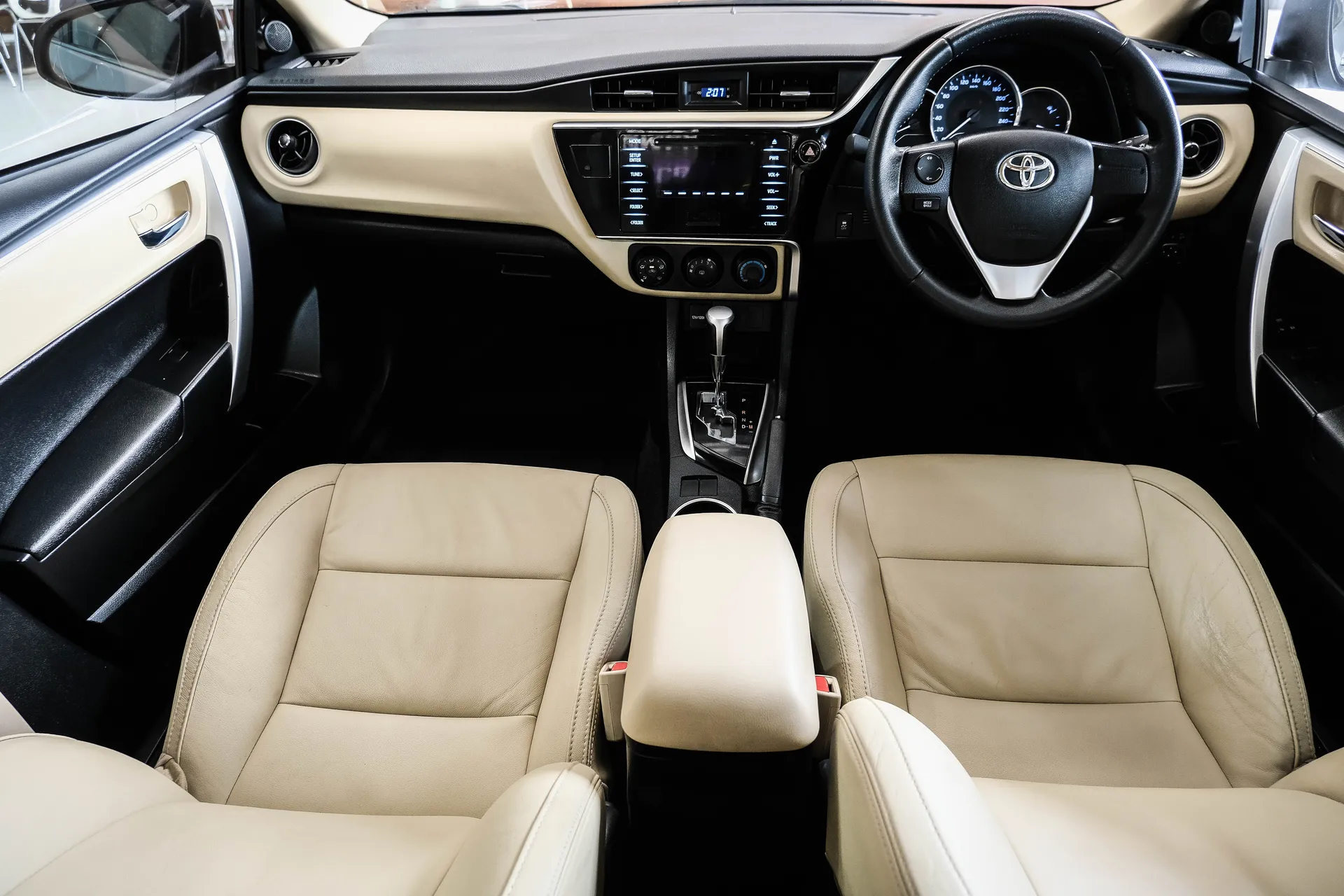 TOYOTA ALTIS 1.6 G 2017 AT #6กร5716 - Image 10