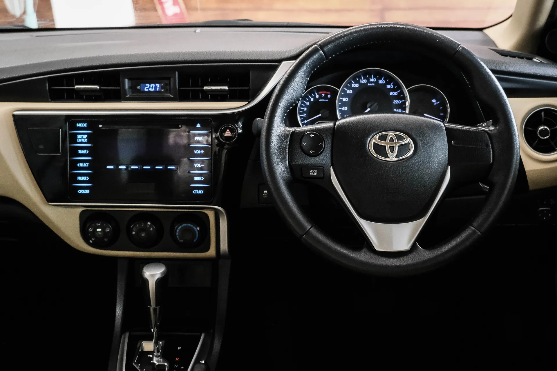 TOYOTA ALTIS 1.6 G 2017 AT #6กร5716 - Image 5