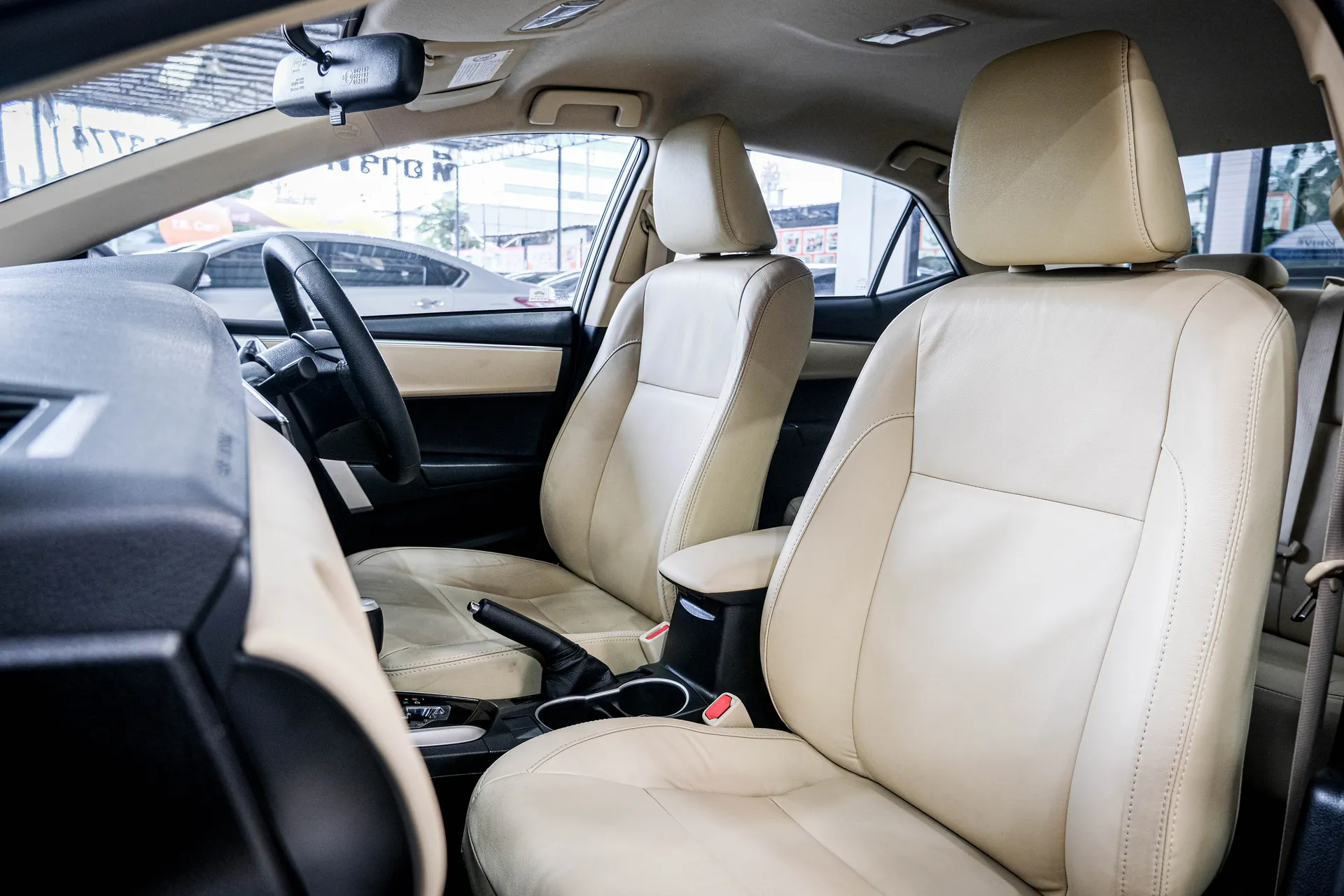 TOYOTA ALTIS 1.6 G 2018 AT #7กฌ3748 - Image 10