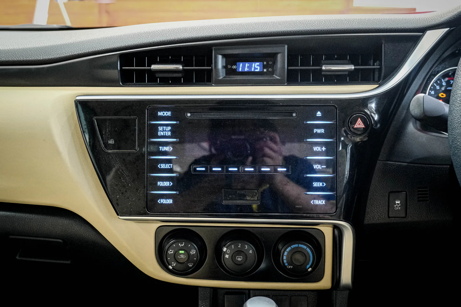 TOYOTA ALTIS 1.6 G 2018 AT #7กฌ3748 - Image 5