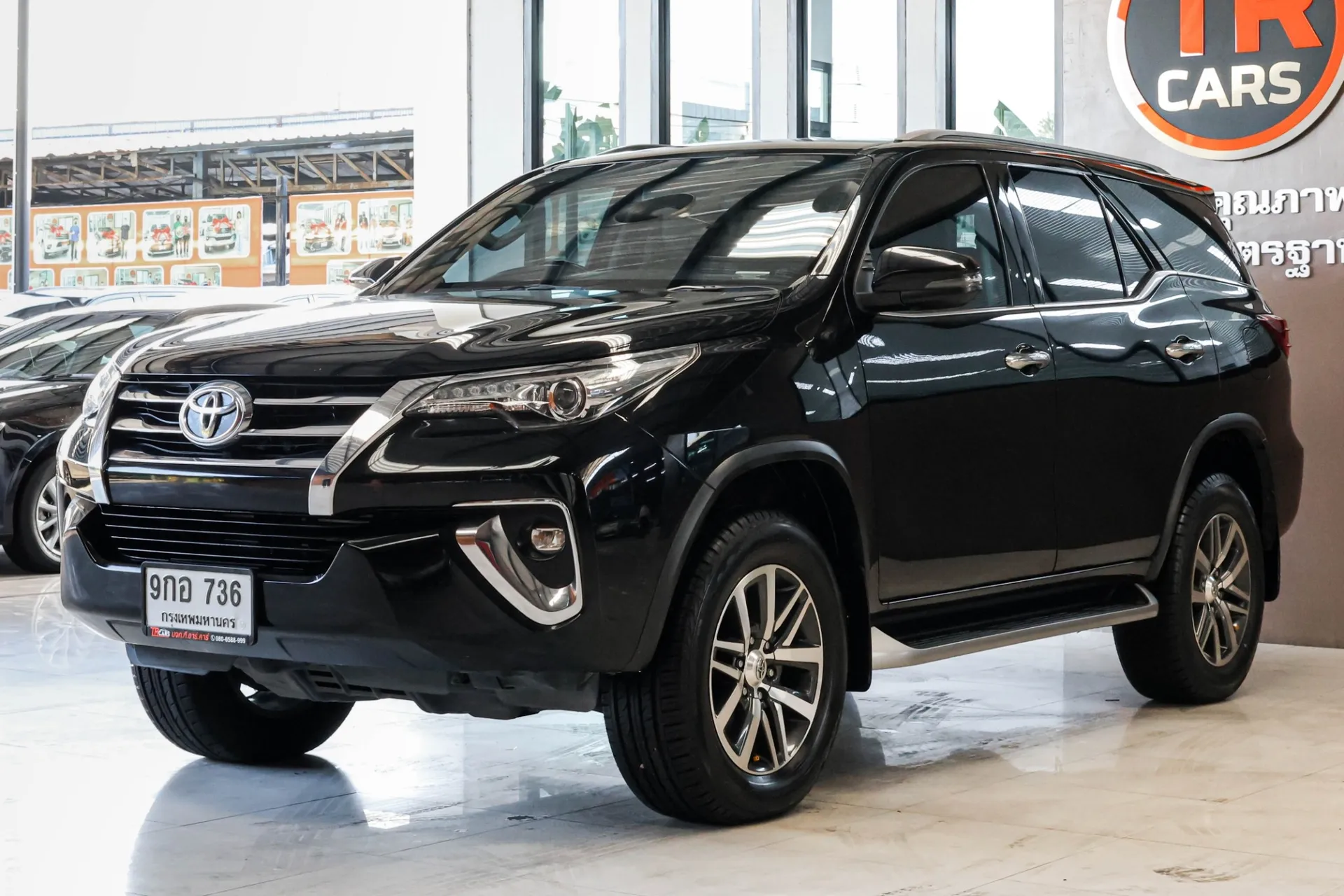 FORTUNER 2.4 V 2020 ( รุ่น 2019 ) AT ขับ 2