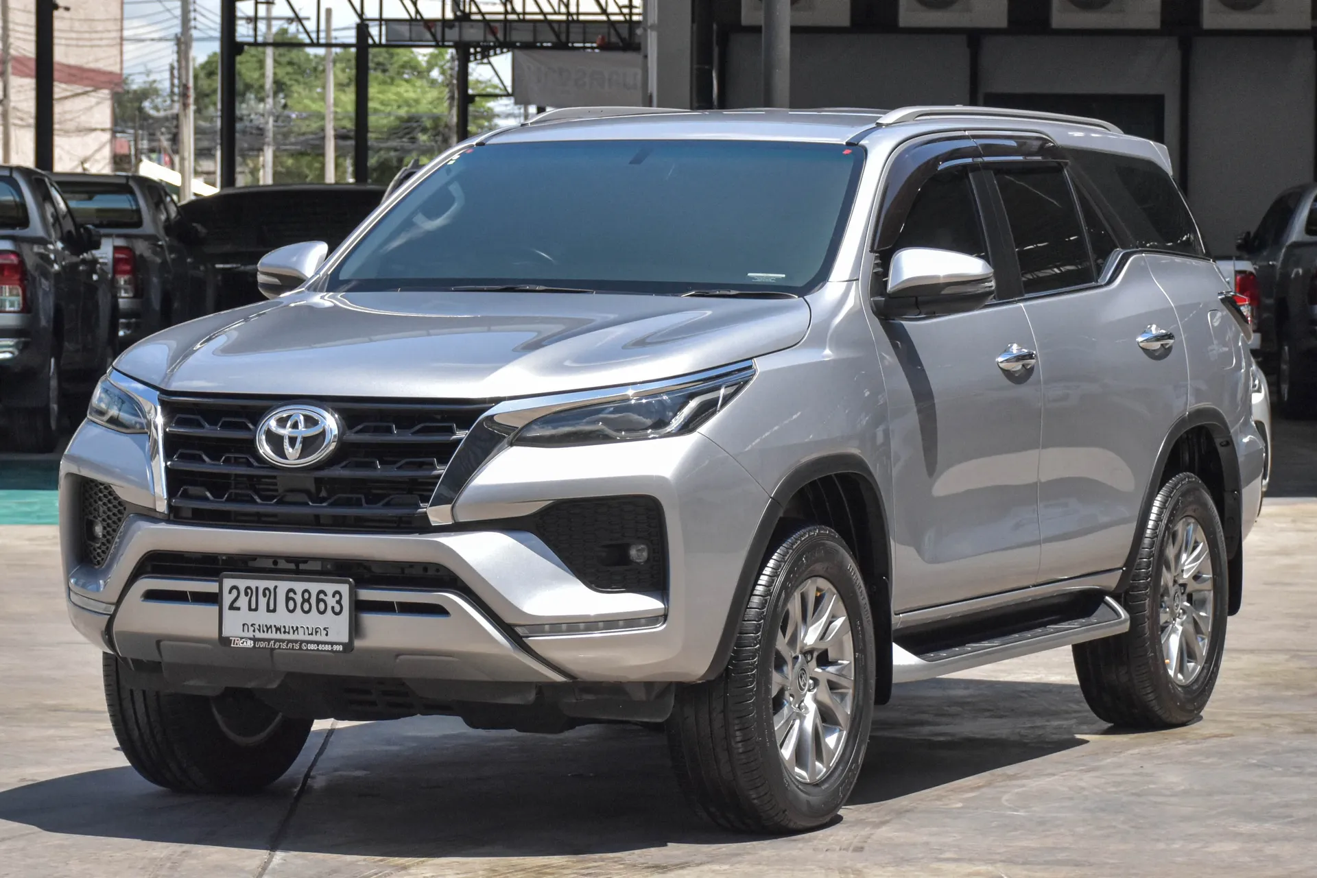 FORTUNER 2.4 V 2021 AT