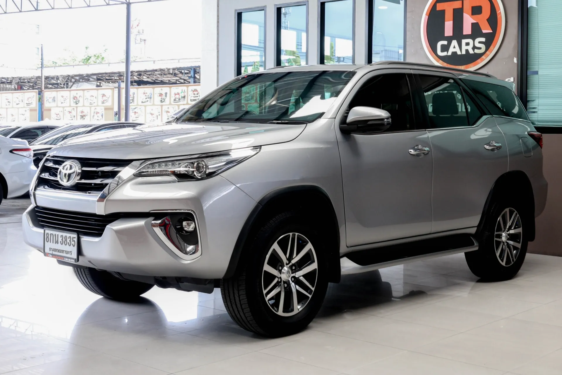 FORTUNER 2.8 V 2019 AT
