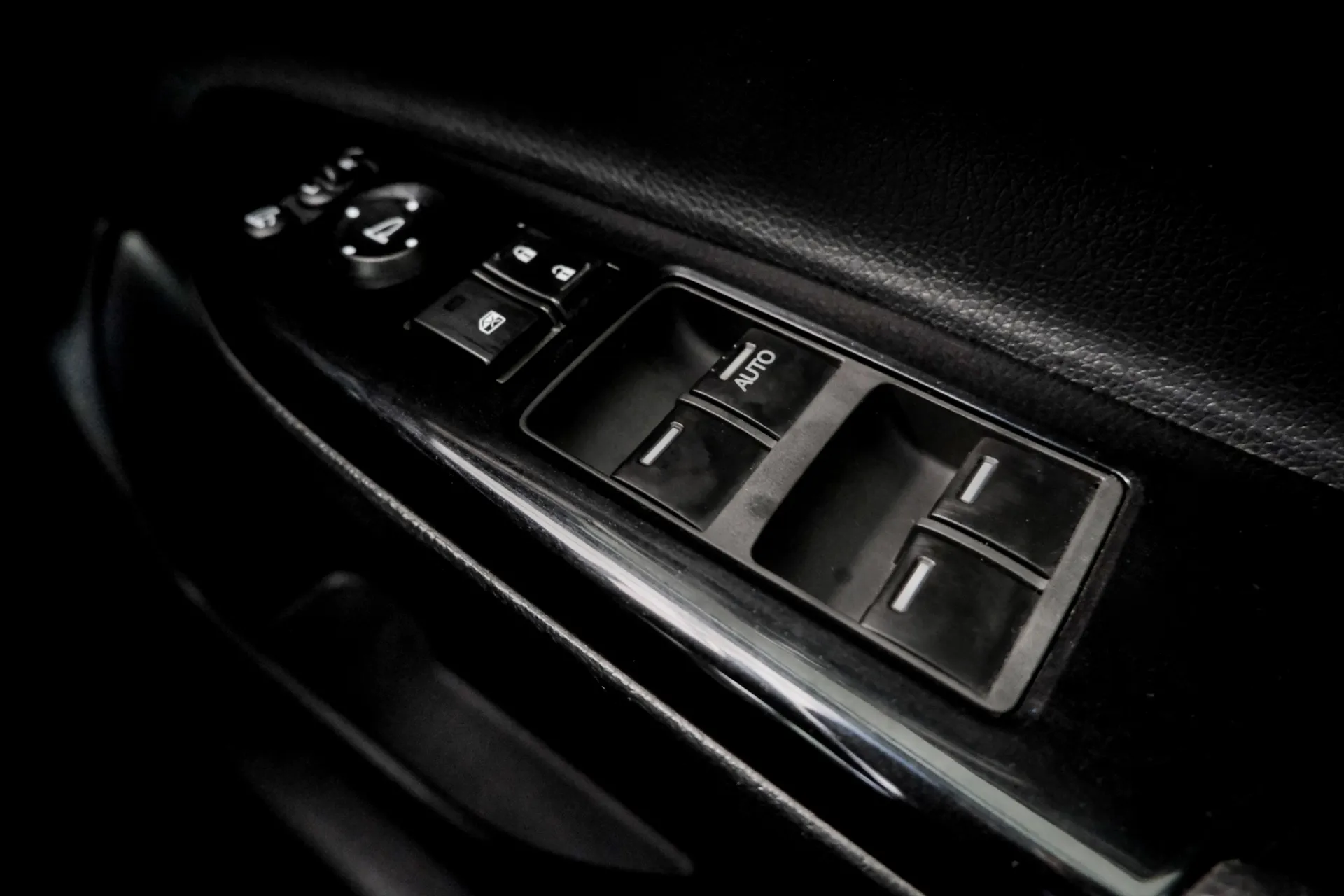 HONDA ACCORD 2.0 EL 2017 AT # 7กฏ 6016 - Image 4