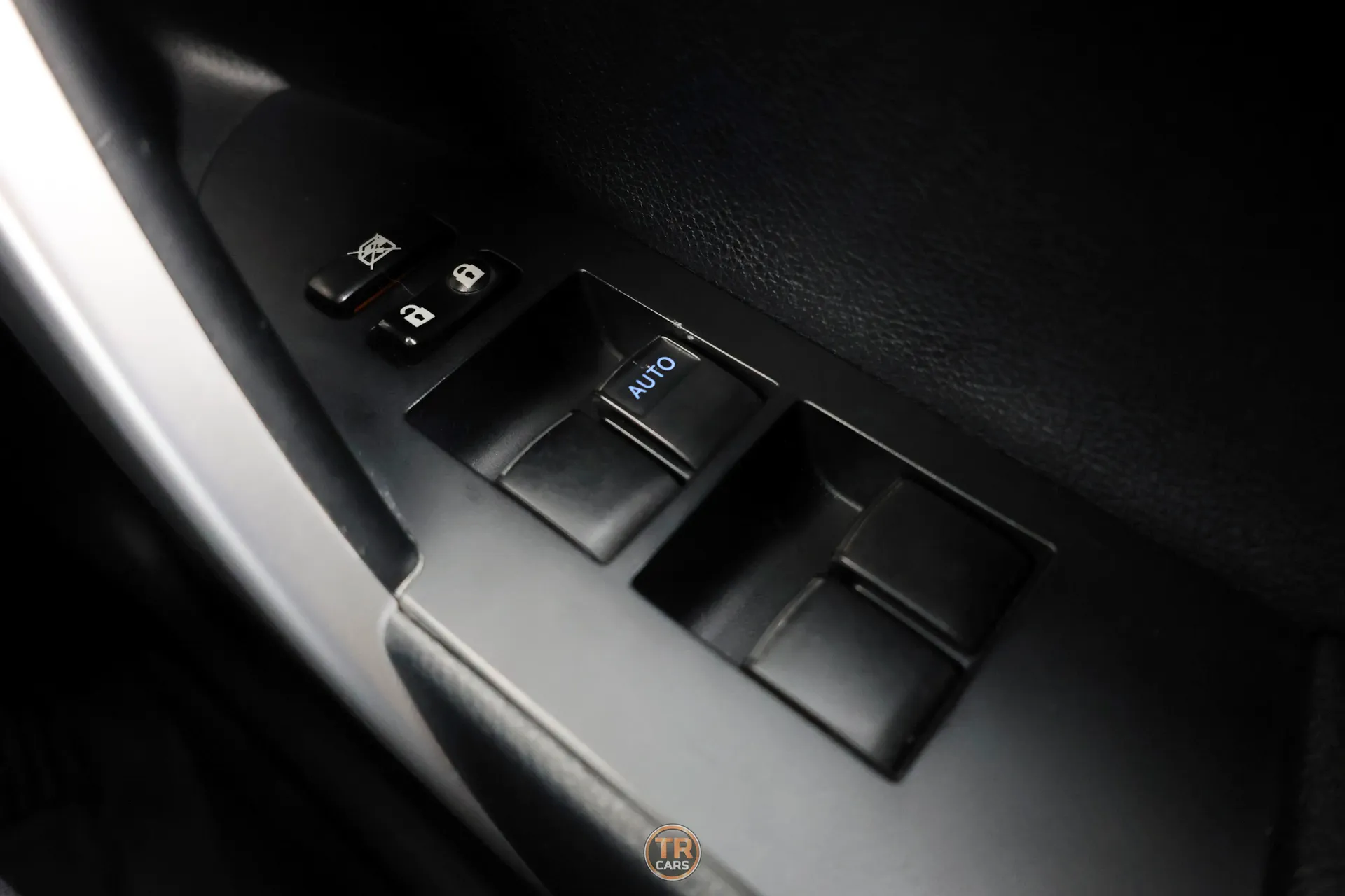 ALTIS 1.6 G 2018 AT #7กม-8631 - Image 13