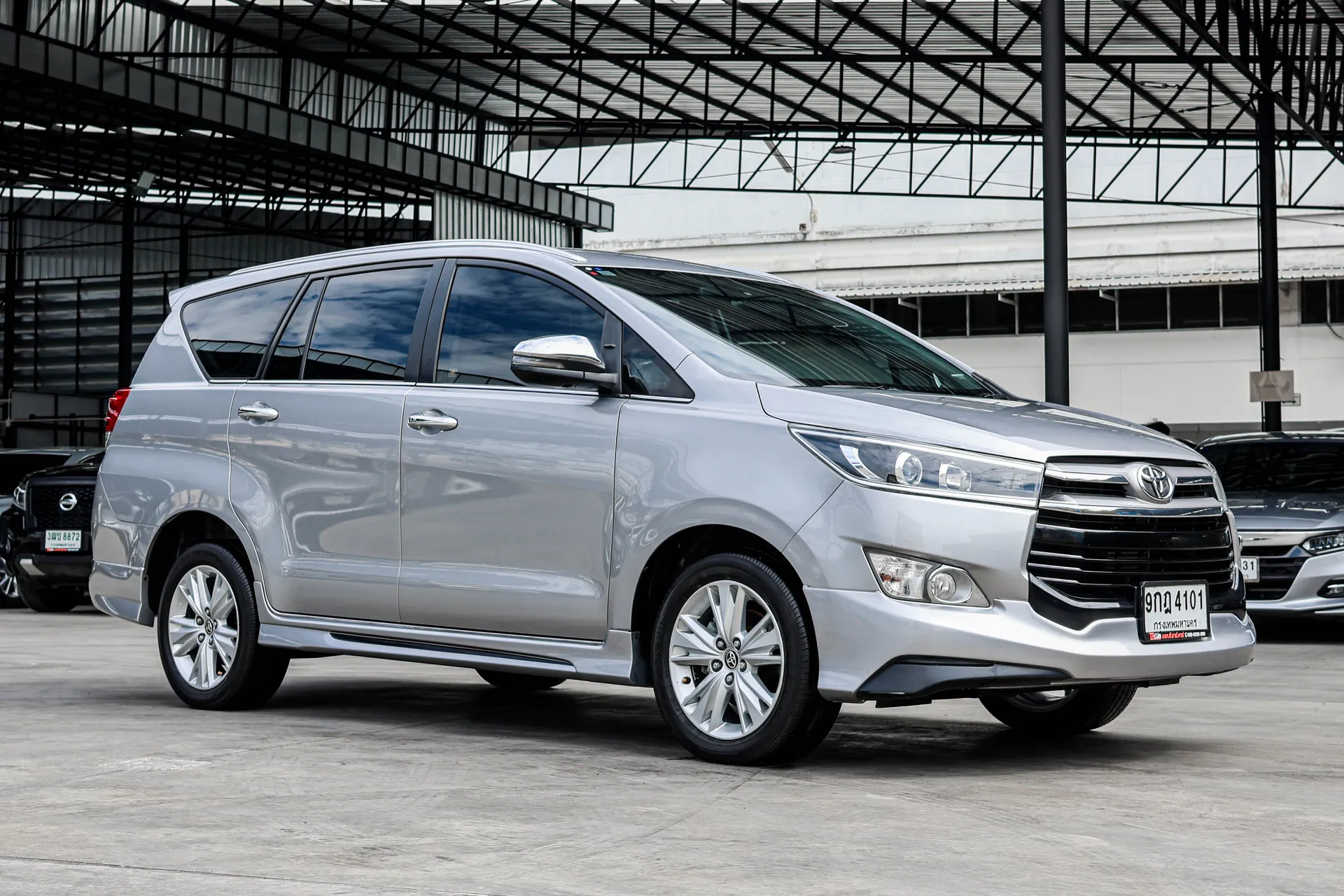 TOYOTA INNOVA 2.8 V 2019 AT #9กฏ-4101