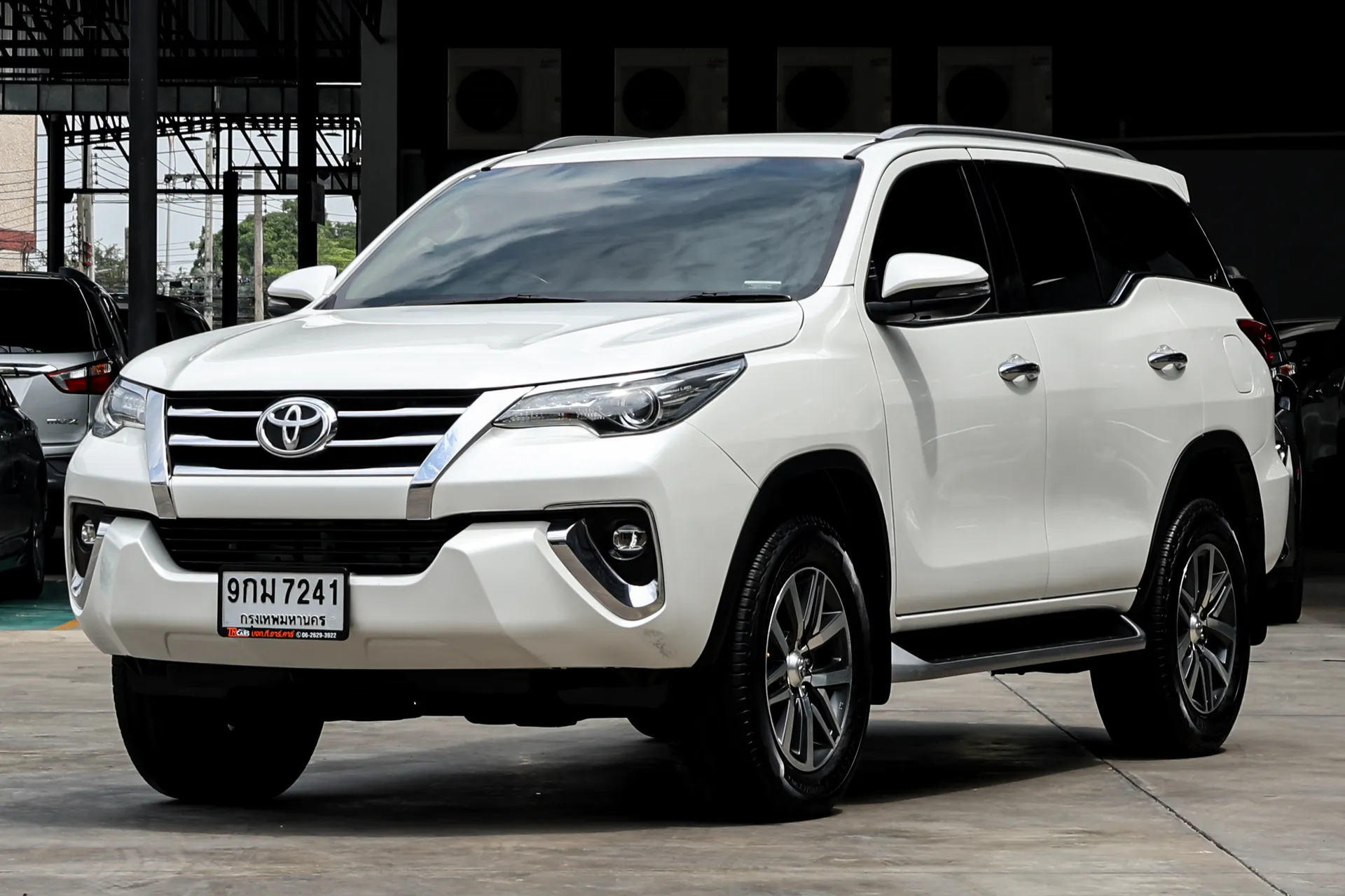 FORTUNER 2.4 V 2020 AT #9กม-7241