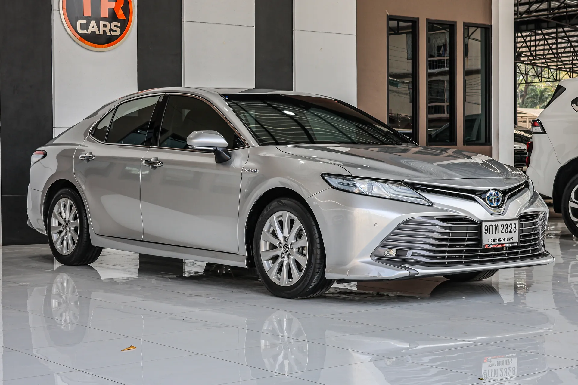 CAMRY 2.5 HYBRID PREMIUM luxury 2019 AT #9กท-2328