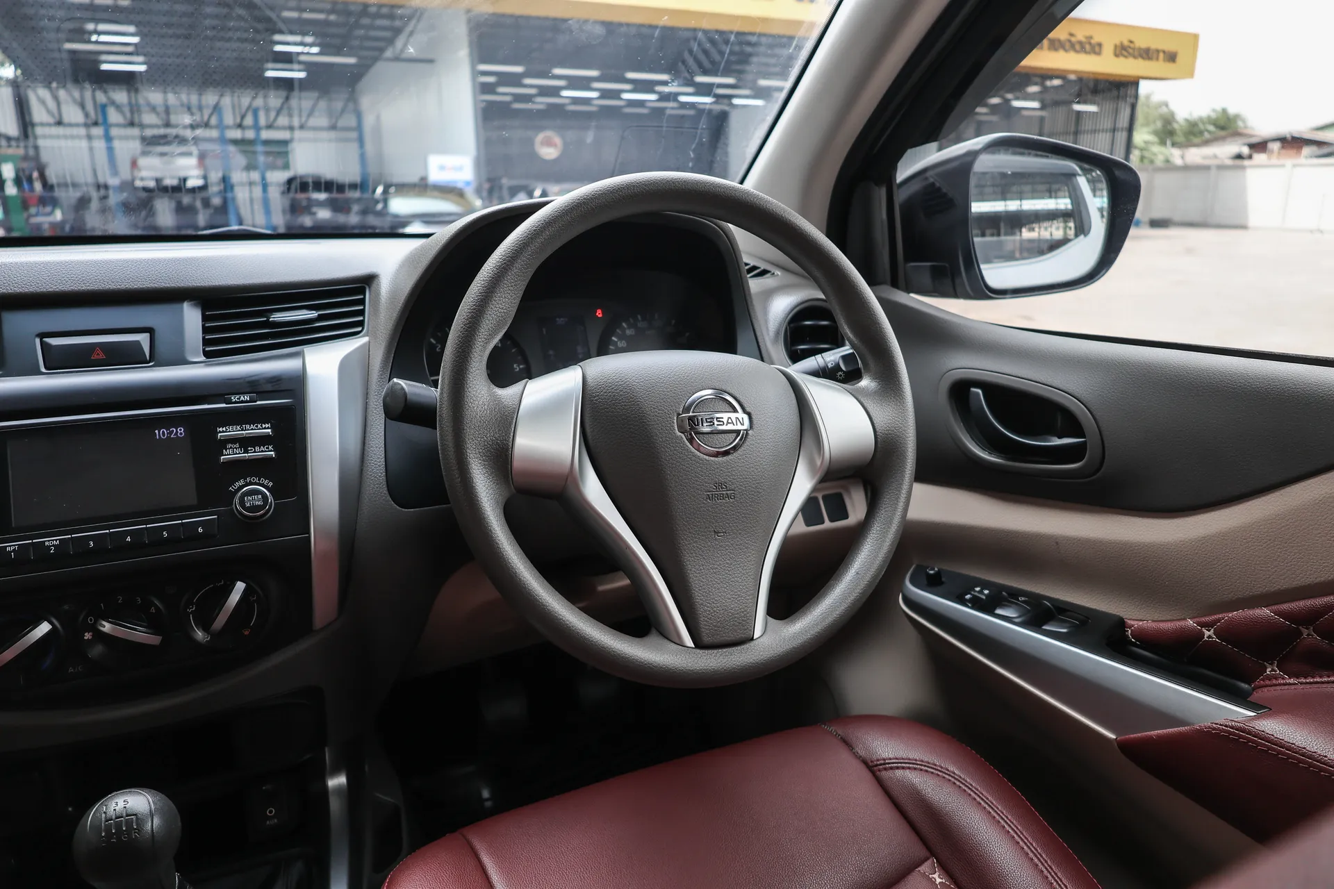 NISSAN NAVARA NP300 DOUBLE CAB 2.5S 2021 MT - Image 20