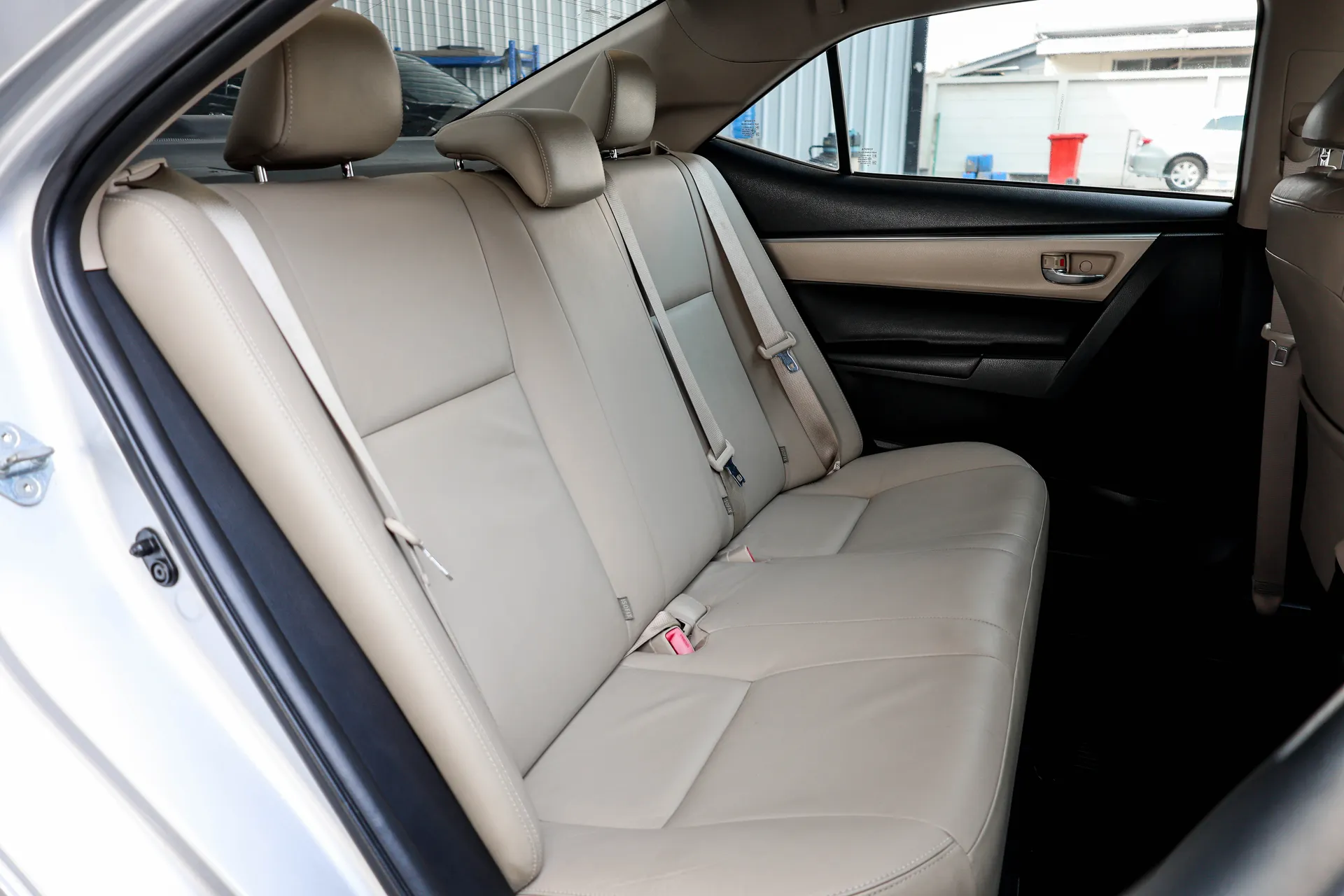 ALTIS 1.6 G 2016 AT #5กถ-8206 - Image 18