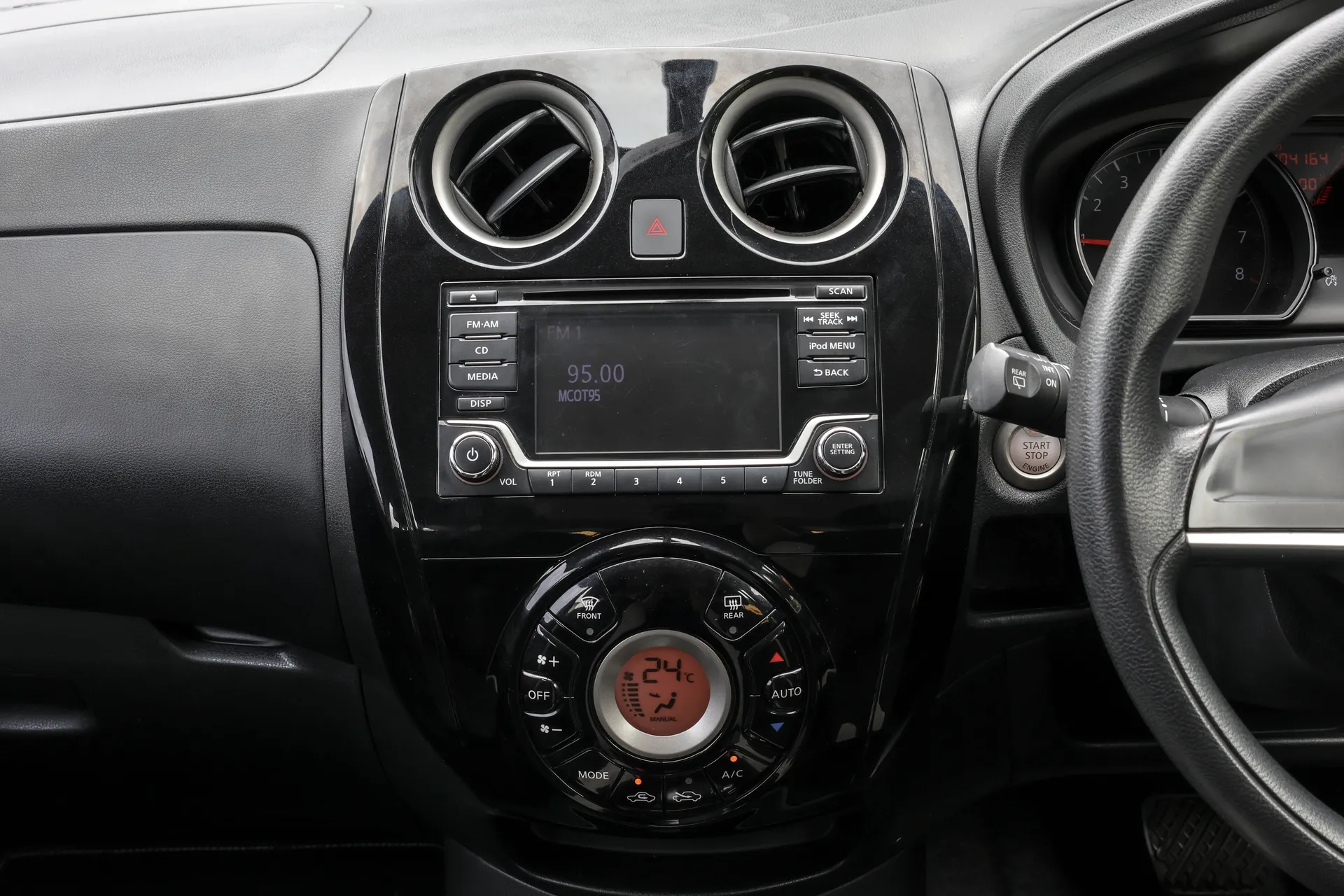 NISSAN NOTE 1.2 V 2017 AT #8กฒ-1479 - Image 8