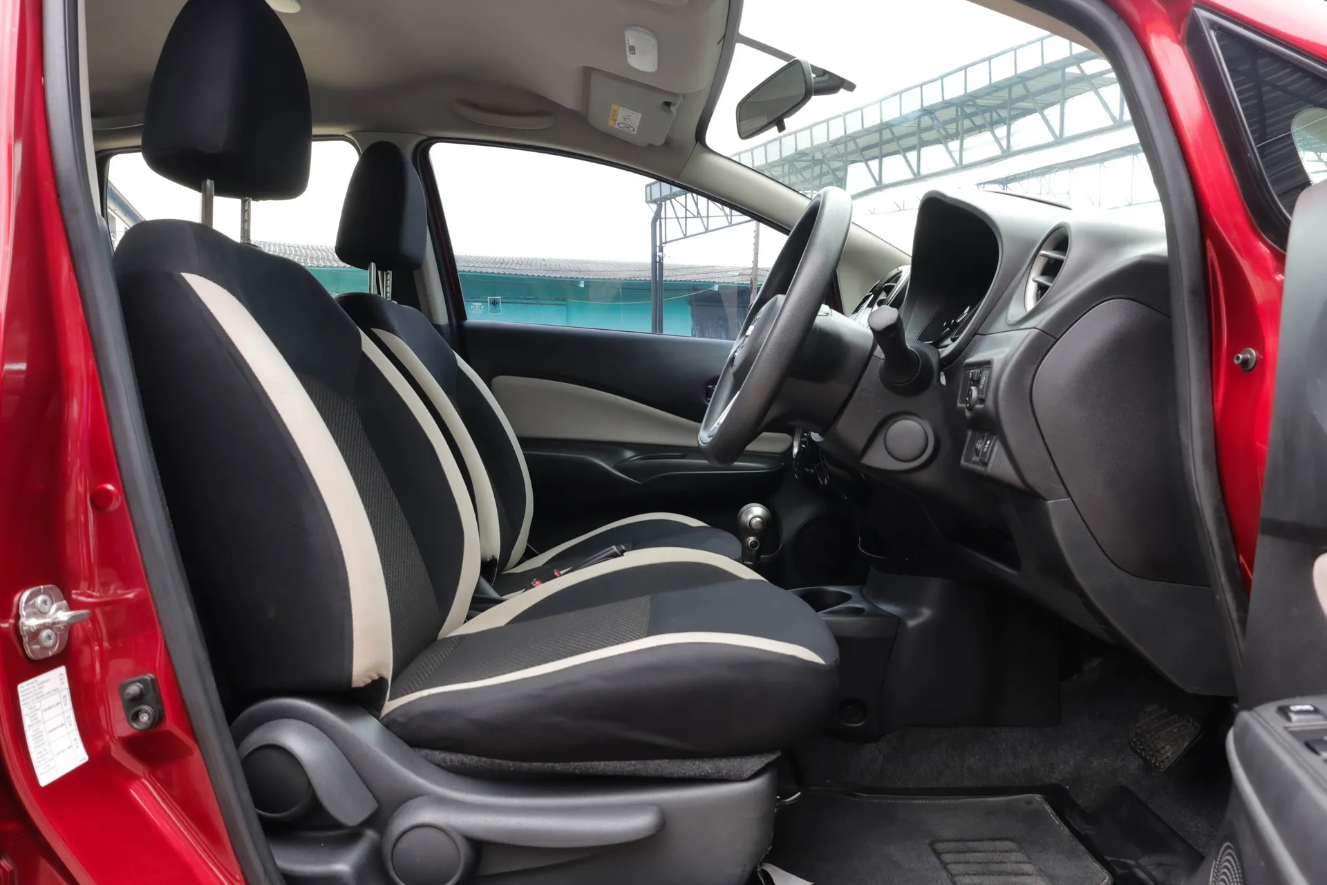NISSAN NOTE 1.2 V 2017 AT #8กฒ-1479 - Image 15