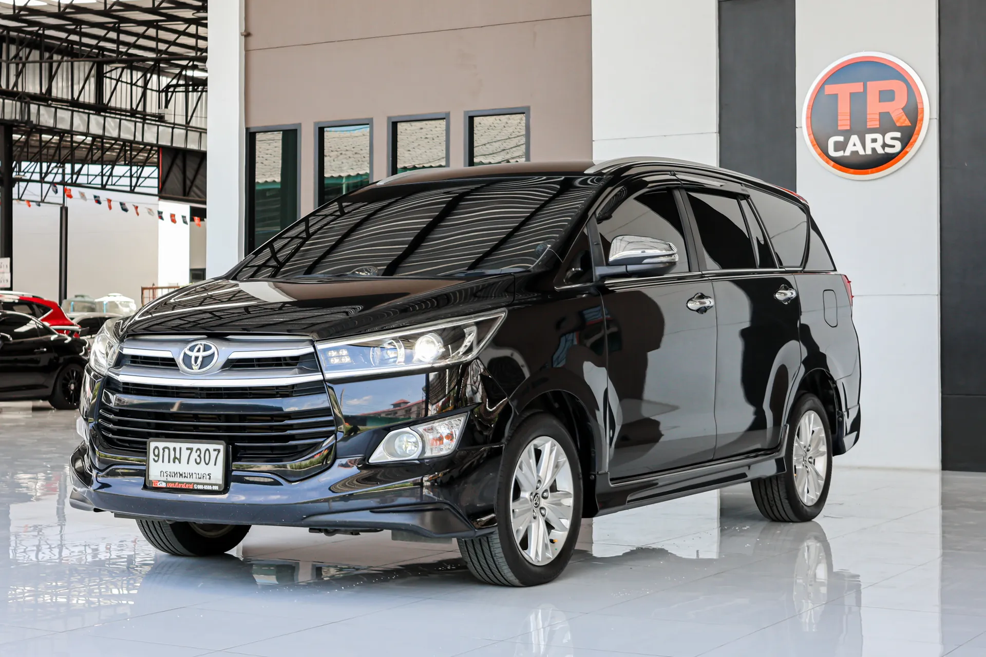 INNOVA 2.8 V 2020 AT