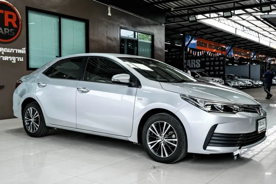 TOYOTA ALTIS 1.6 G 2017 AT #6กณ5827