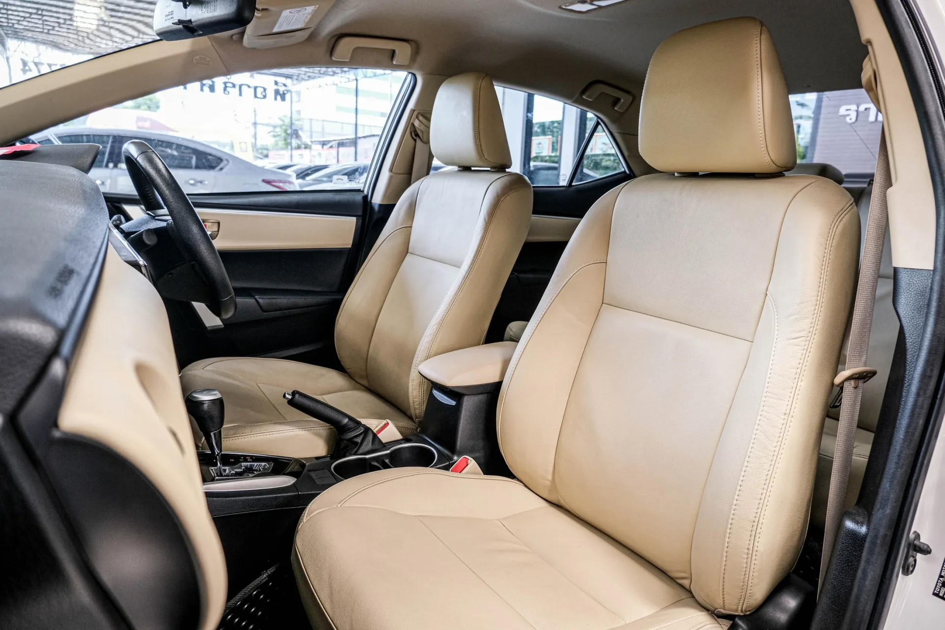TOYOTA ALTIS 1.6 G 2017 AT #6กส1018 - Image 14