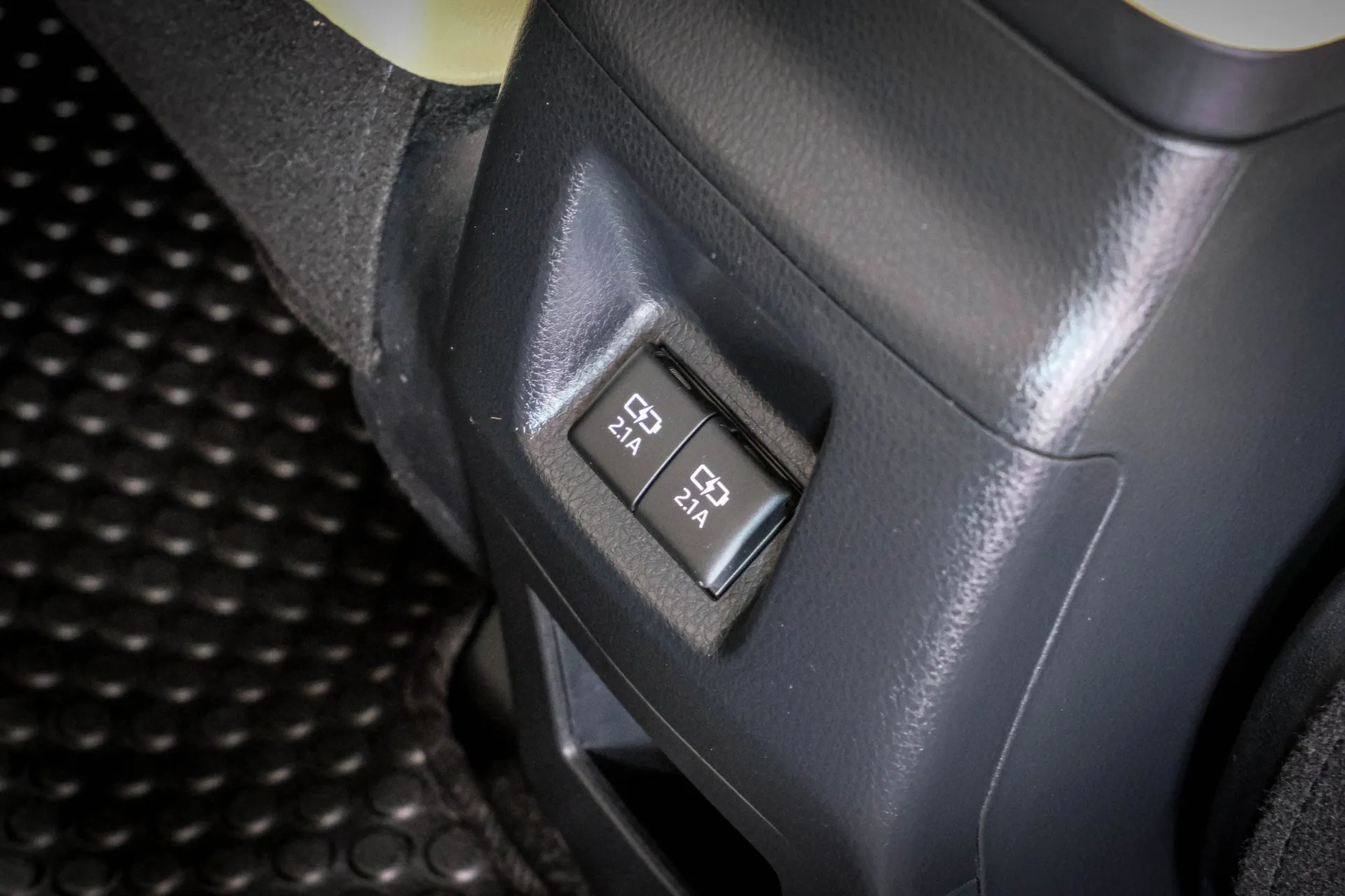 TOYOTA ALTIS 1.6 G 2017 AT #6กส1018 - Image 12