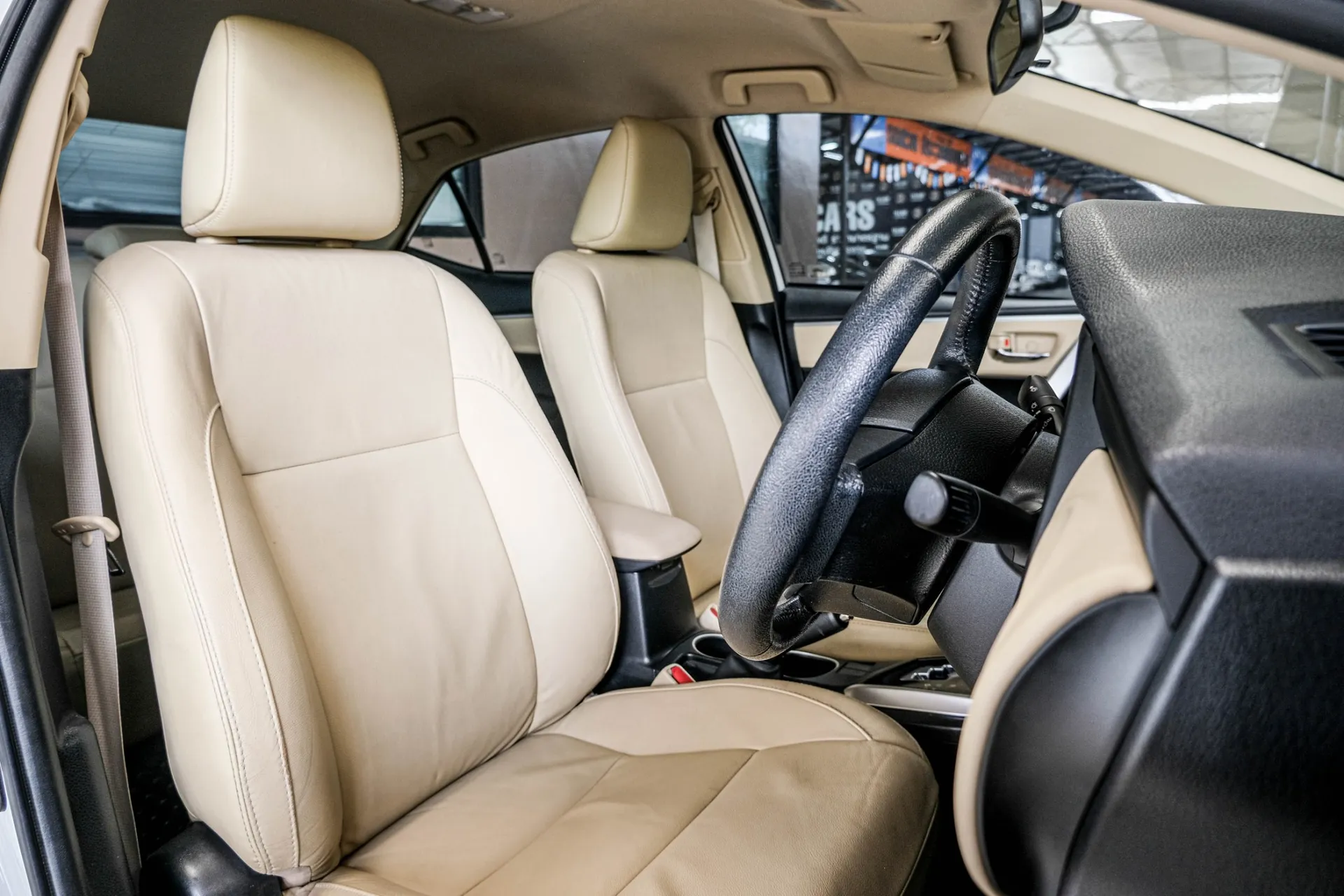 TOYOTA ALTIS 1.6 G 2017 AT #6กส1018 - Image 17