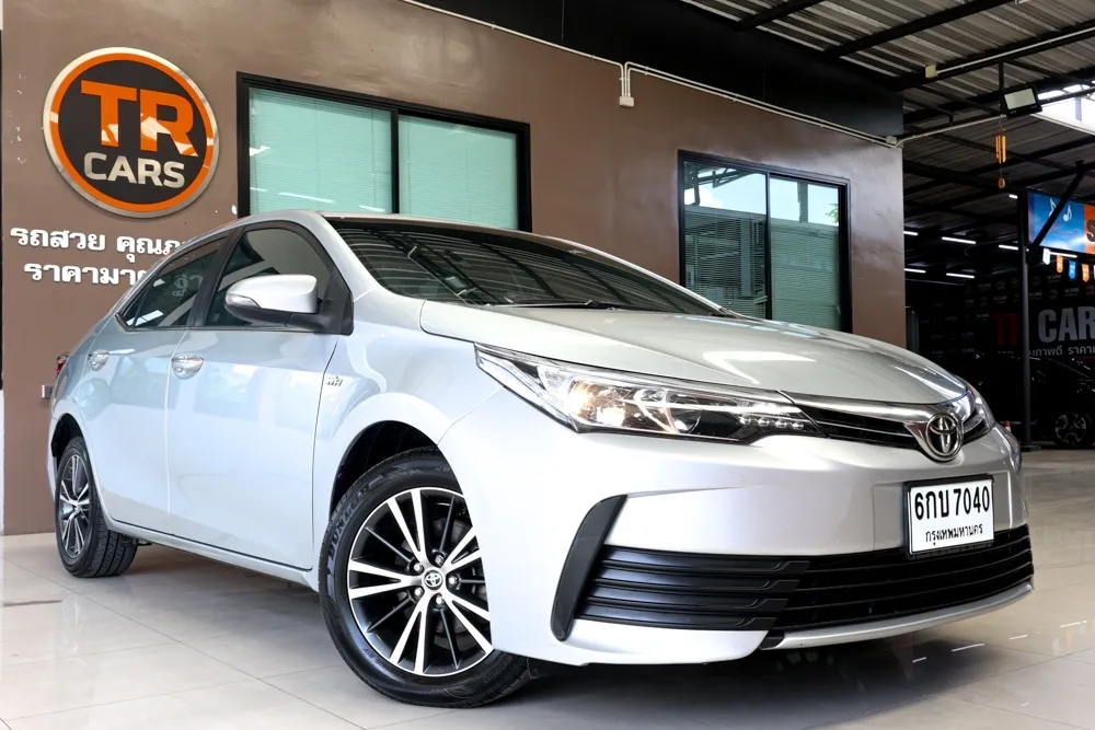 TOYOTA ALTIS 1.8 E 2017 AT # 6﻿กบ 7040