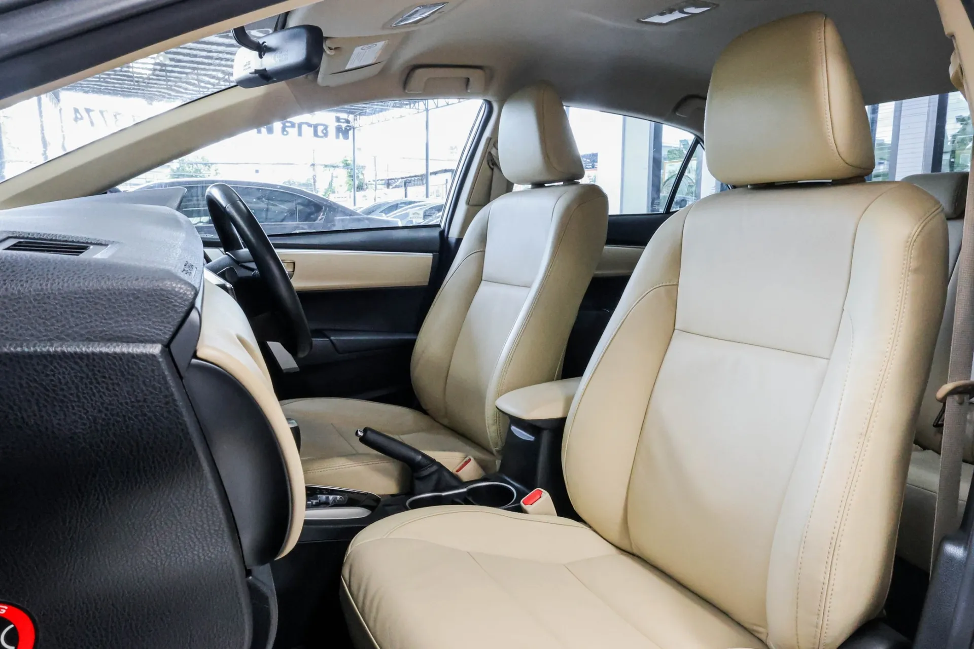 ALTIS 1.6 G 2018 AT #7กม-8631 - Image 16