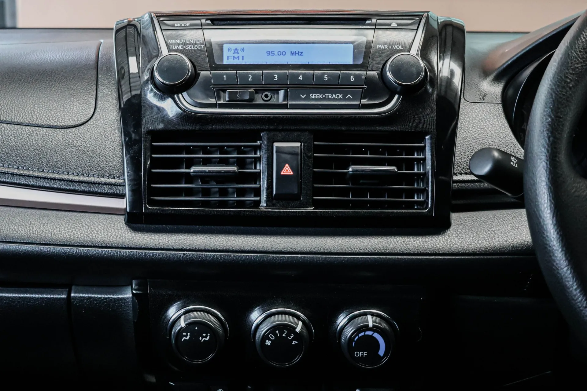 VIOS 1.5 E 2018 AT #8กญ-7484 - Image 17