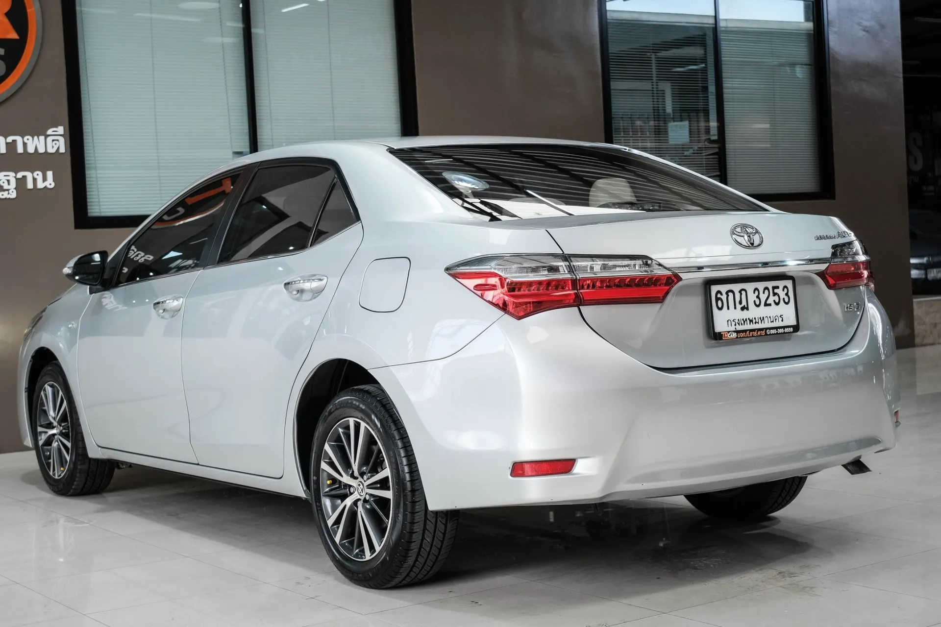 TOYOTA ALTIS 1.6 G 2017 AT #6กฎ3253 - Image 12