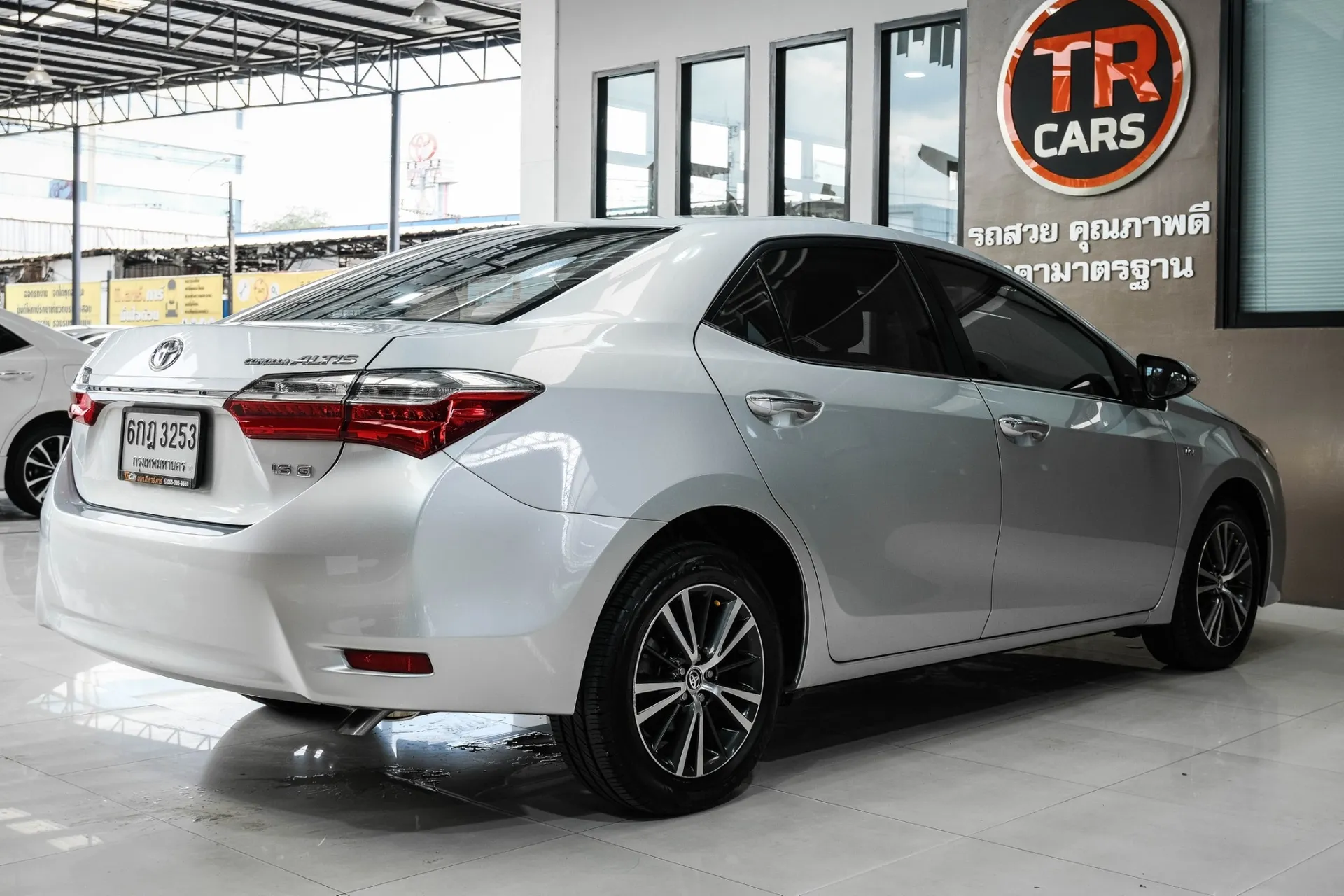 TOYOTA ALTIS 1.6 G 2017 AT #6กฎ3253 - Image 13