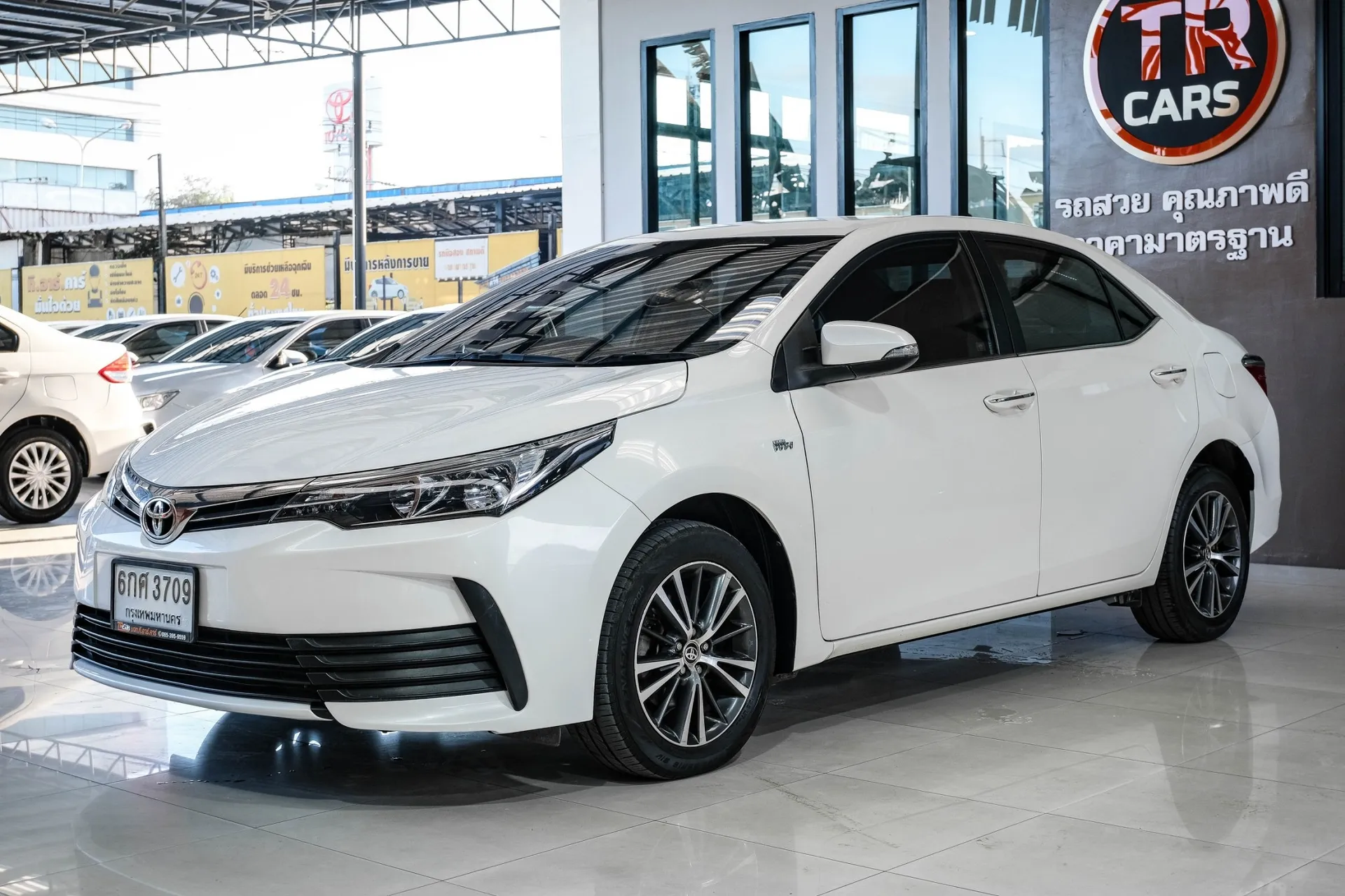 TOYOTA ALTIS 1.8 E 2017 AT MNC #6กศ3709