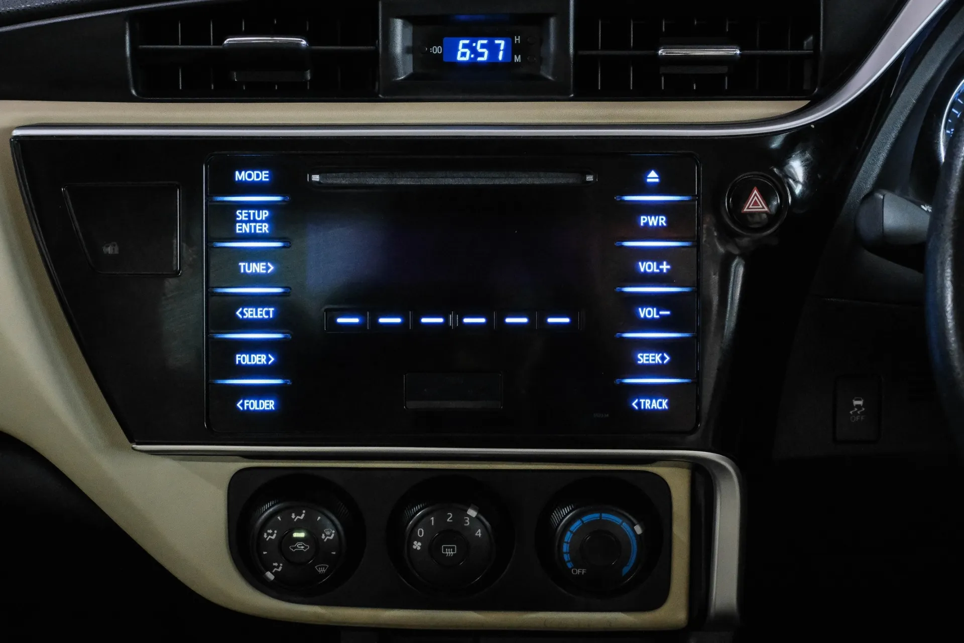 TOYOTA ALTIS 1.6 G 2019 AT #8กฆ913 - Image 5