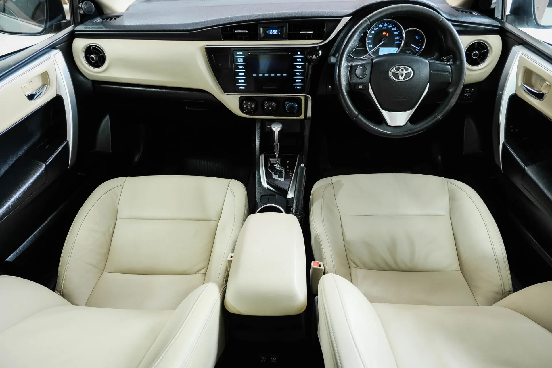 TOYOTA ALTIS 1.6 G 2019 AT #8กฆ913 - Image 9