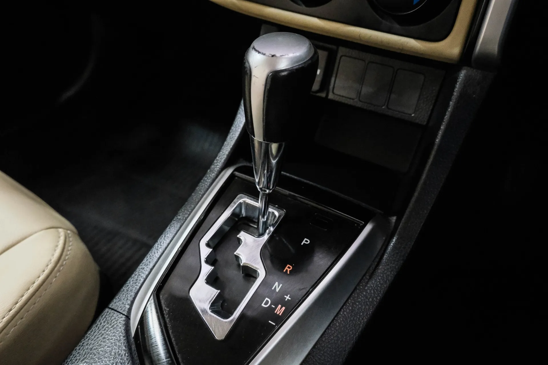 TOYOTA ALTIS 1.6 G 2019 AT #8กฆ913 - Image 8