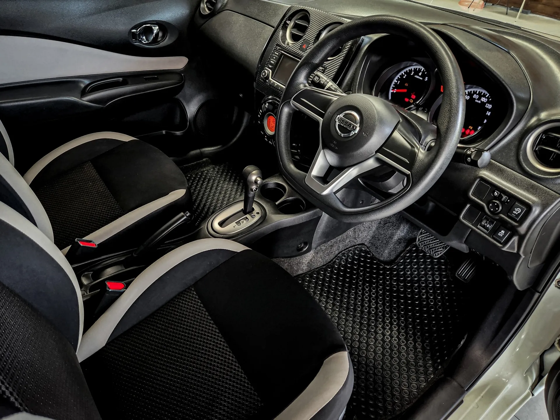NISSAN NOTE 1.2 V 2019 AT #8กล9804 - Image 16