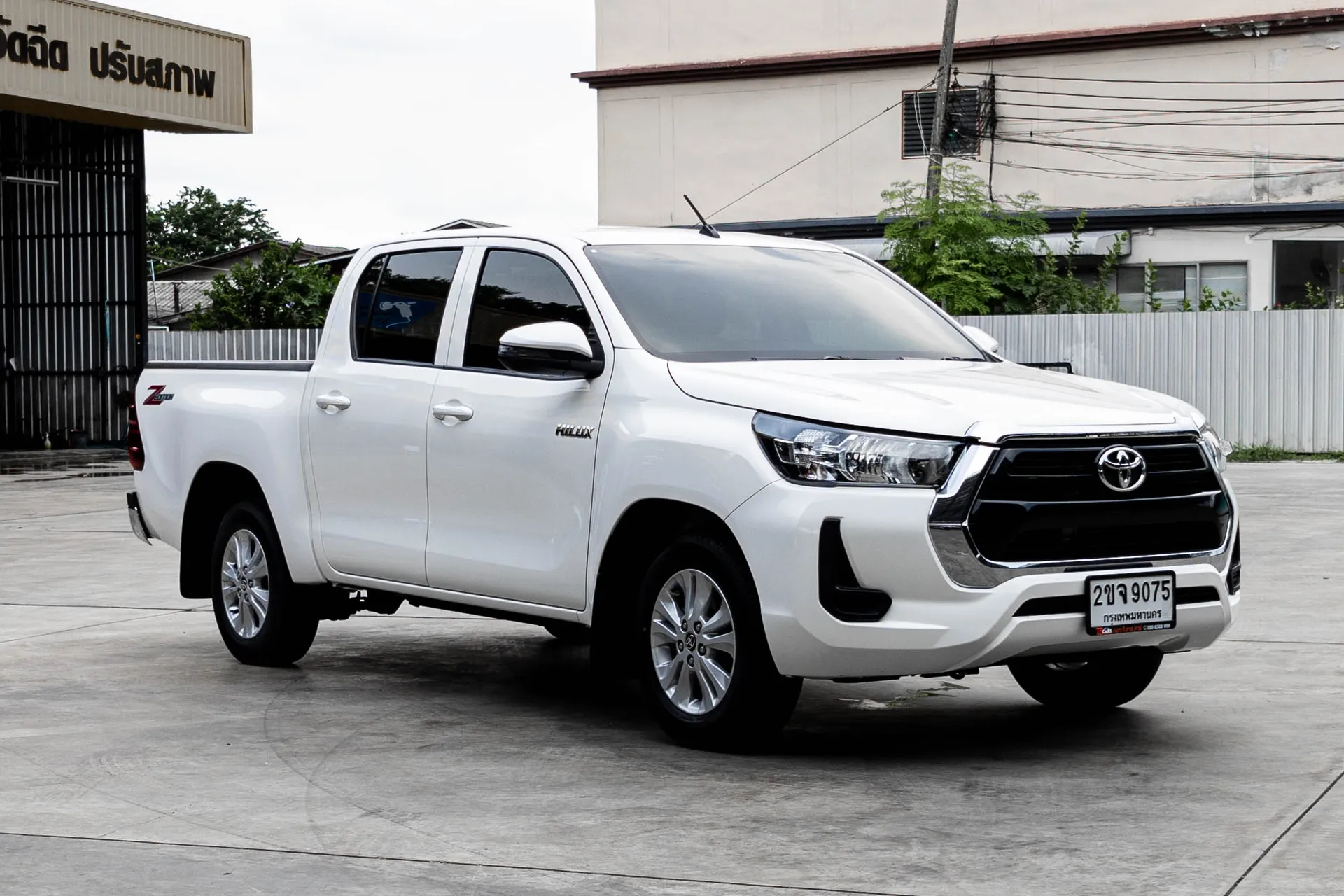REVO DOUBLE CAB 2.4 ENTRY Z EDITION 2021 MT
