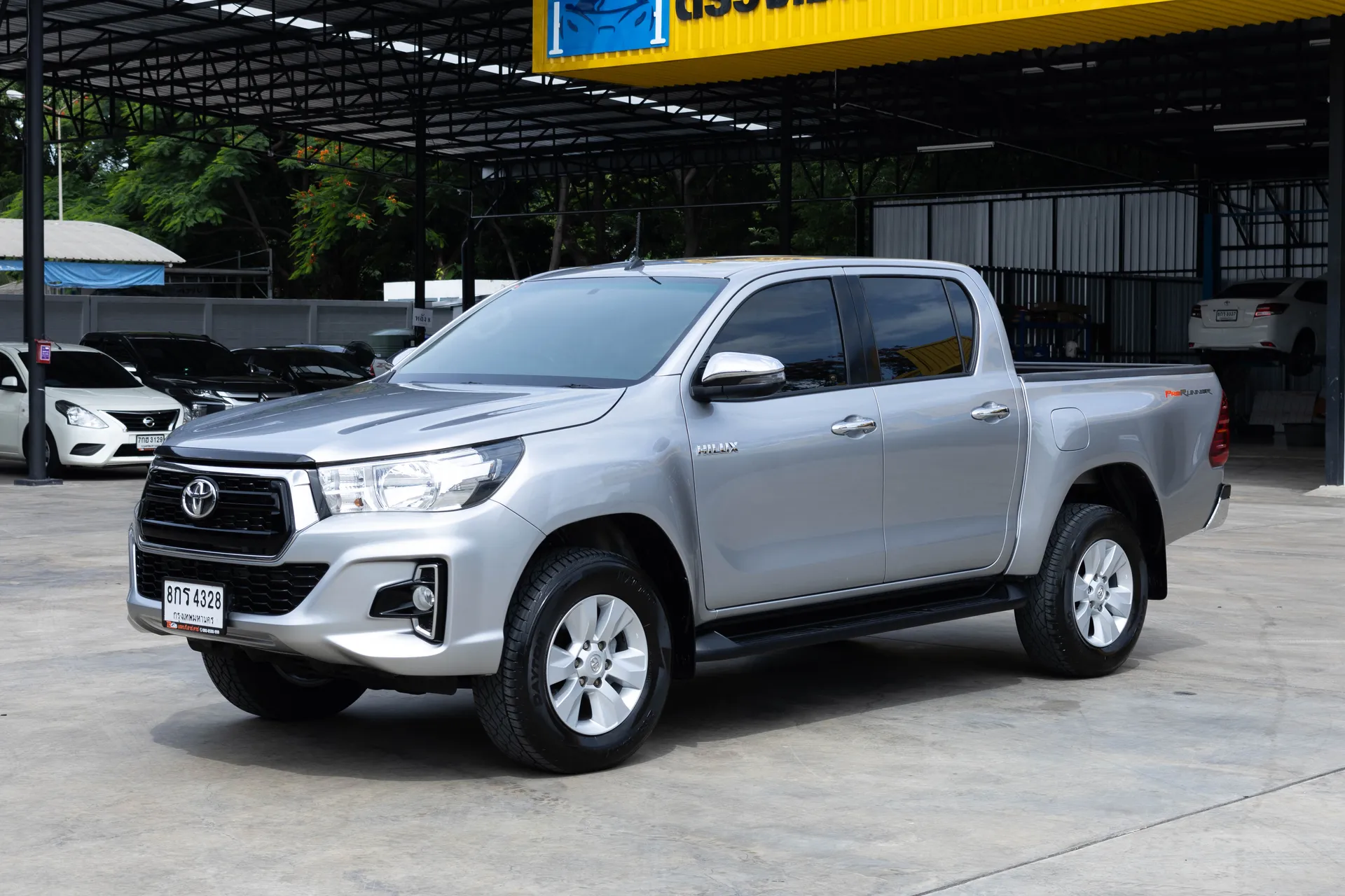 REVO DOUBLE CAB PRERUNNER 2.4 E 2019 AT