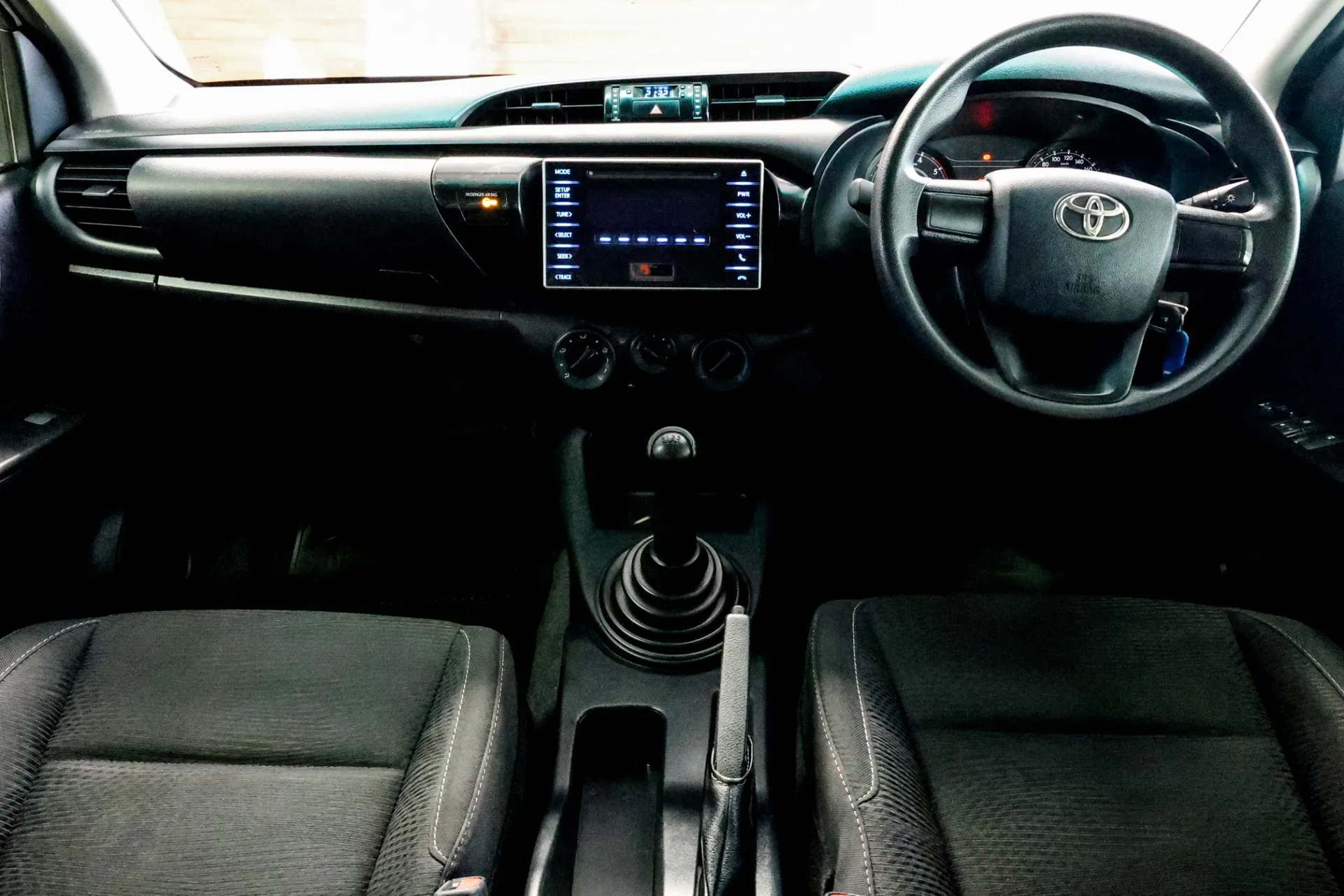 REVO SMART CAB 2.4 Z Edition 2020 MT #2ฒส-9141 - Image 10