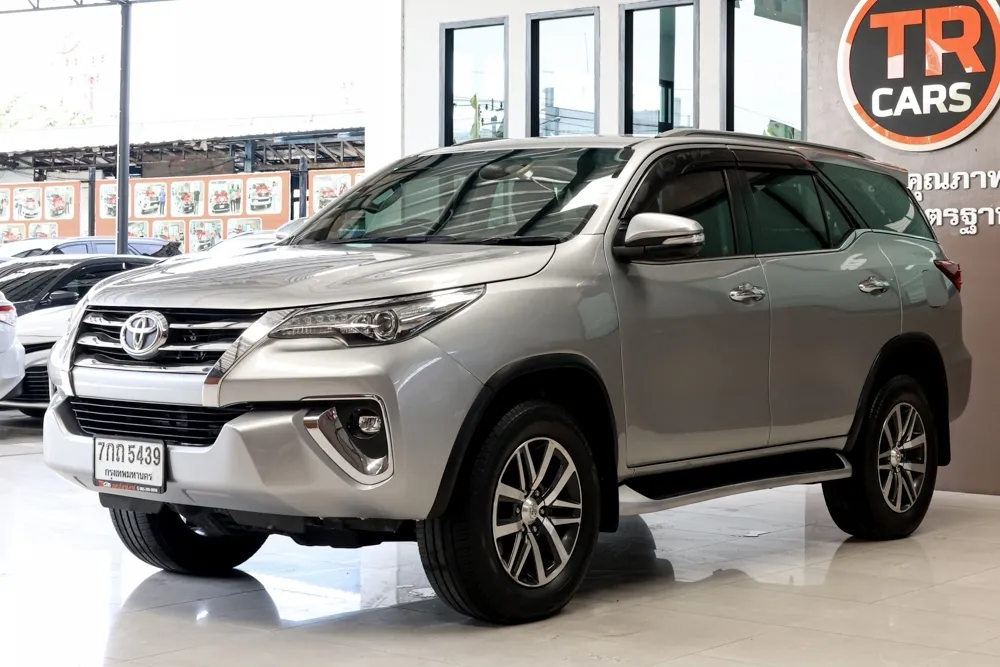 TOYOTA FORTUNER 2.4 V 2018 AT