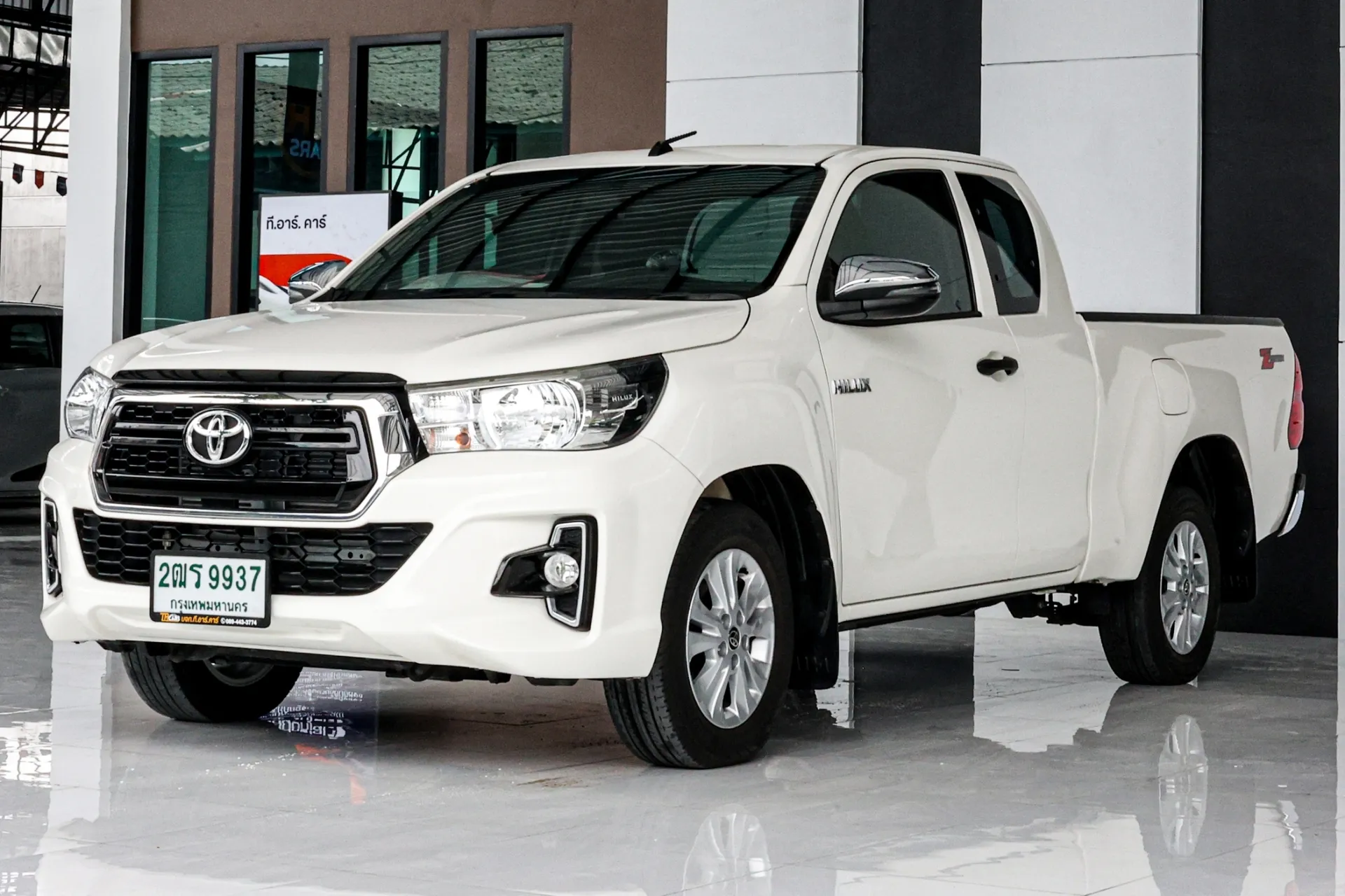 TOYOTA REVO SMART CAB 2.4 Z Edition J Plus MT 2019