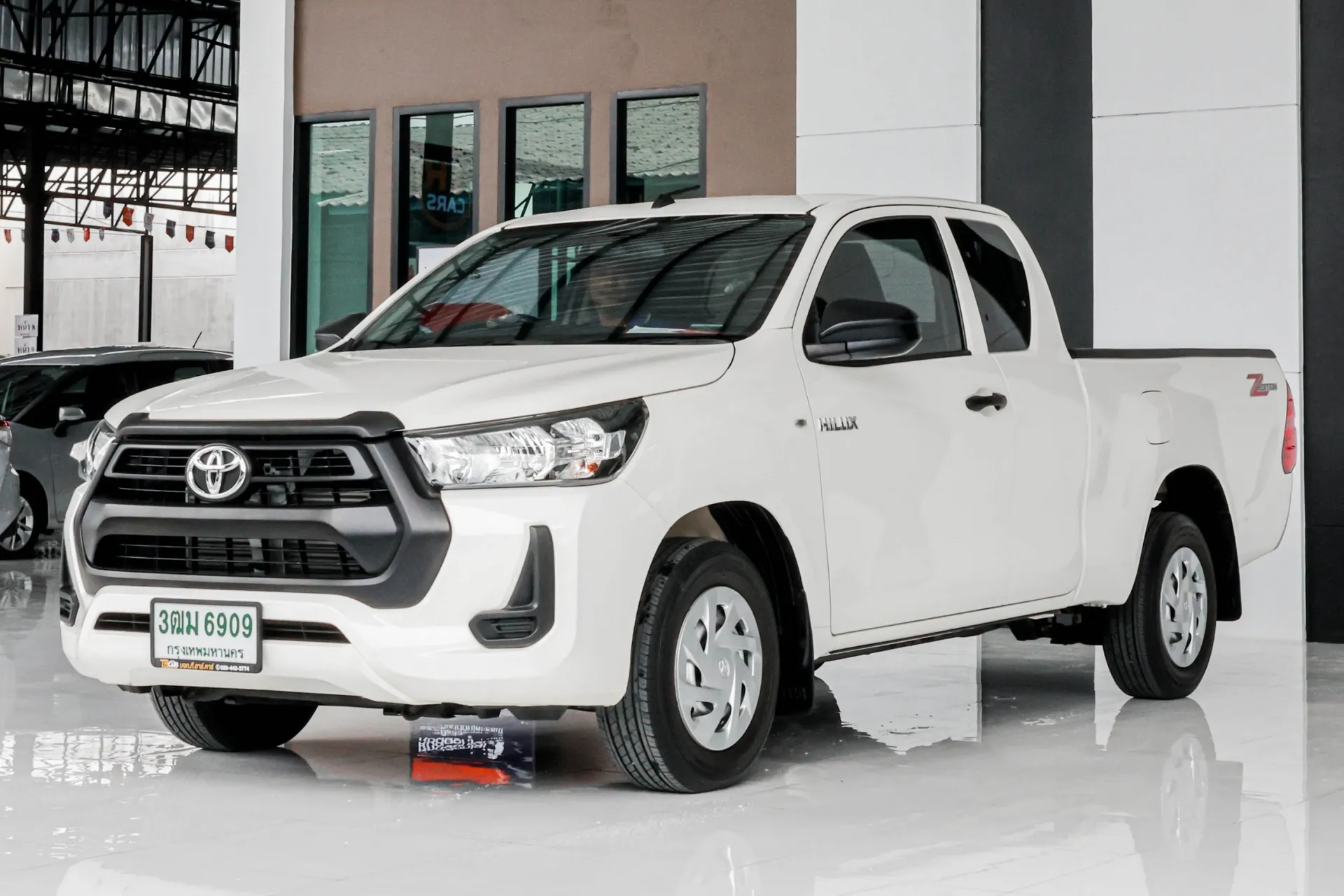 TOYOTA REVO SMART CAB 2.4 Z Edition J Plus MT 2020