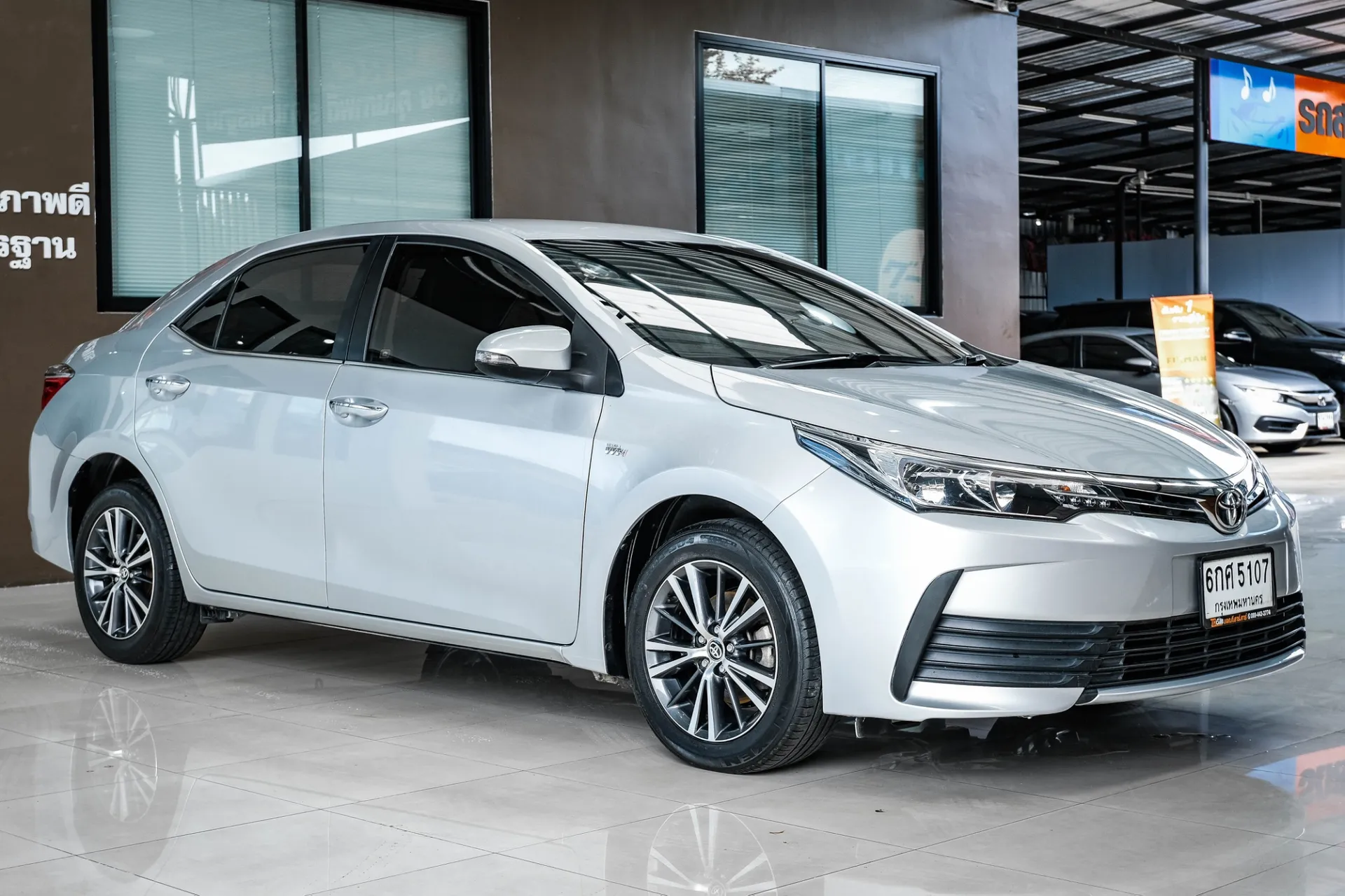 TOYOTA ALTIS 1.8 E 2017 AT MNC #6กศ5107