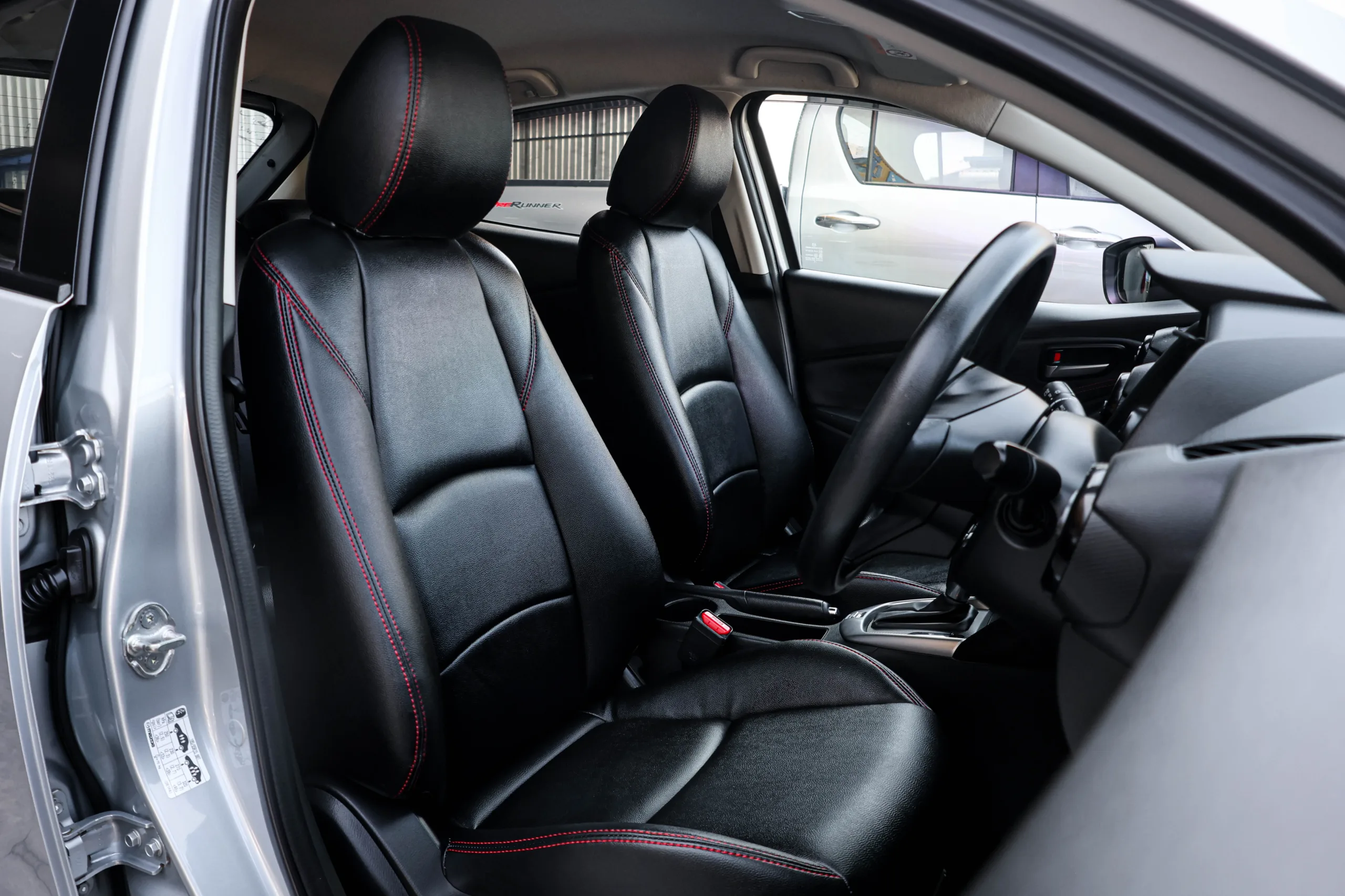 MAZDA 2 SKYACTIV-G 1.3 E SPORT ปี 2022 A/T #6ขจ-5272 - Image 11