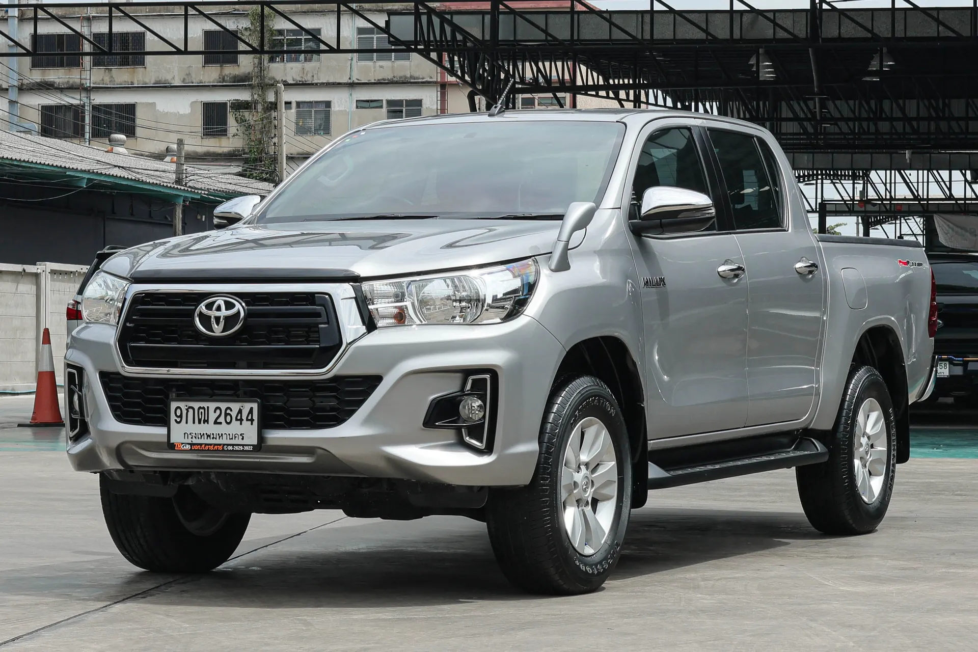 REVO DOUBLE CAB PRERUNNER 2.4 E 2019 AT #9กฒ-2644