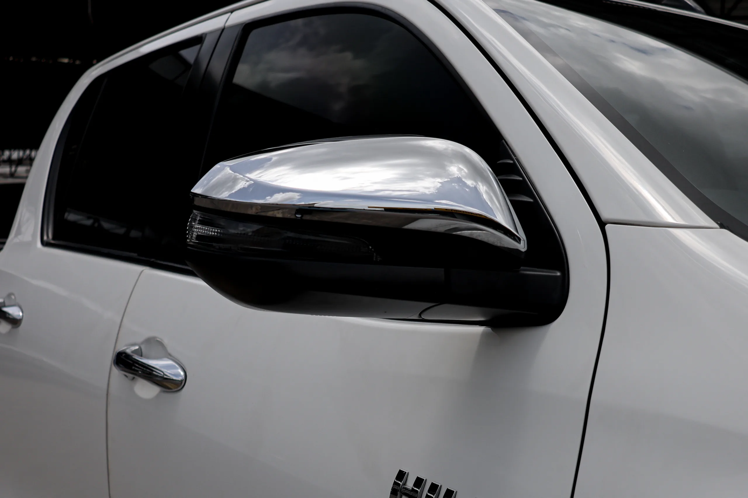 2020 Toyota HILUX REVO 2.4 DOUBLE CAB Prerunner Mid Double Cab Pickup - Image 11