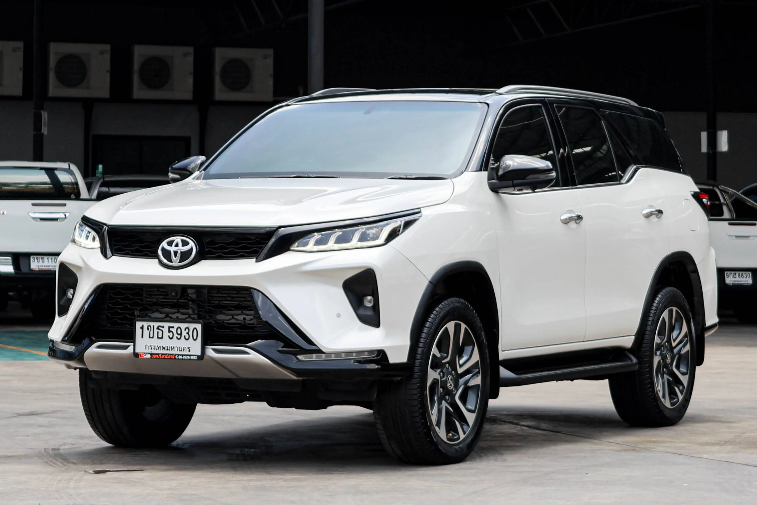 2020 Toyota FORTUNER 2.4 (ปี 15-25) V 4WD SUV