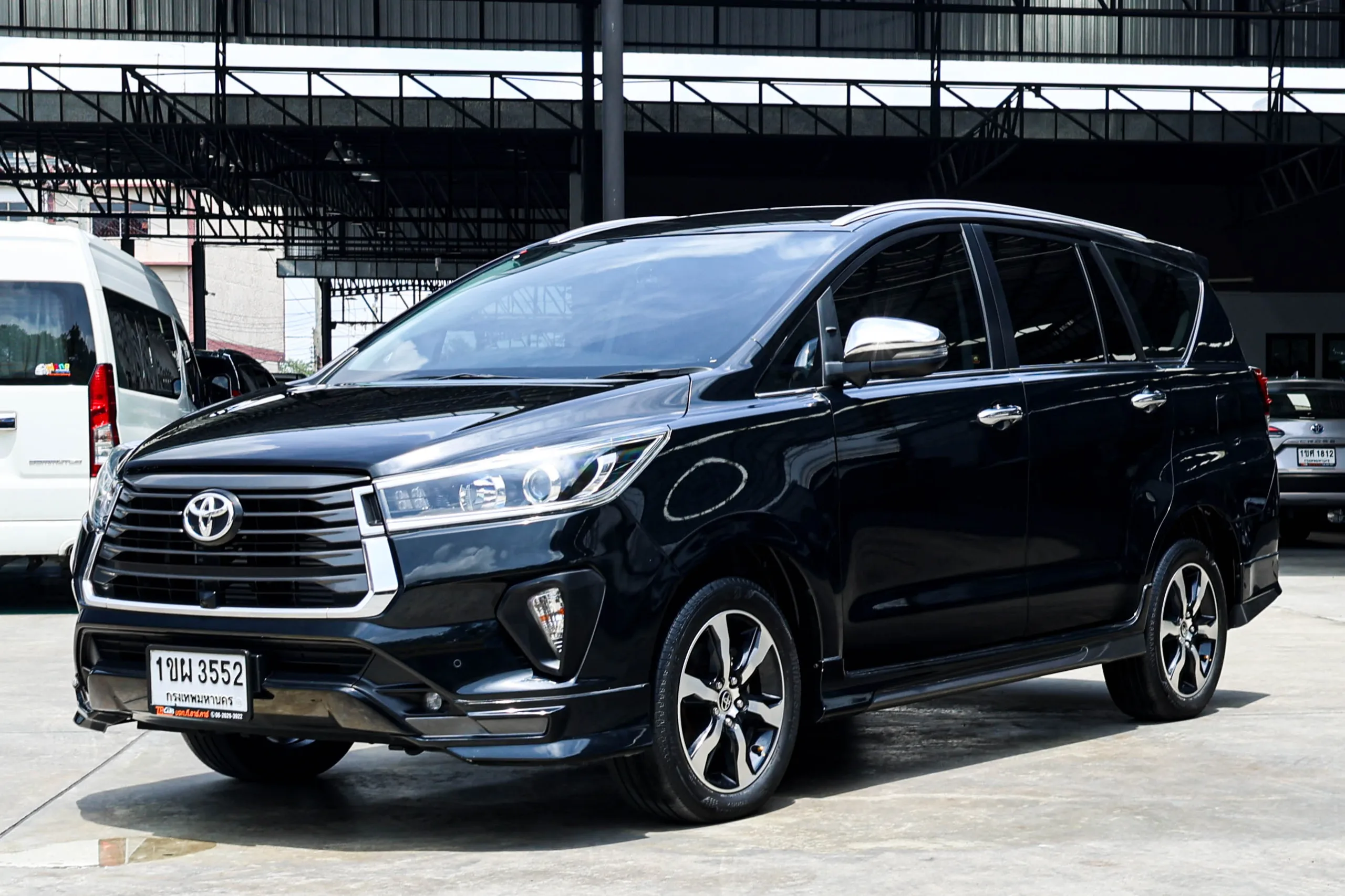 2021 Toyota INNOVA 2.8 (ปี 16-22) Crysta V Wagon